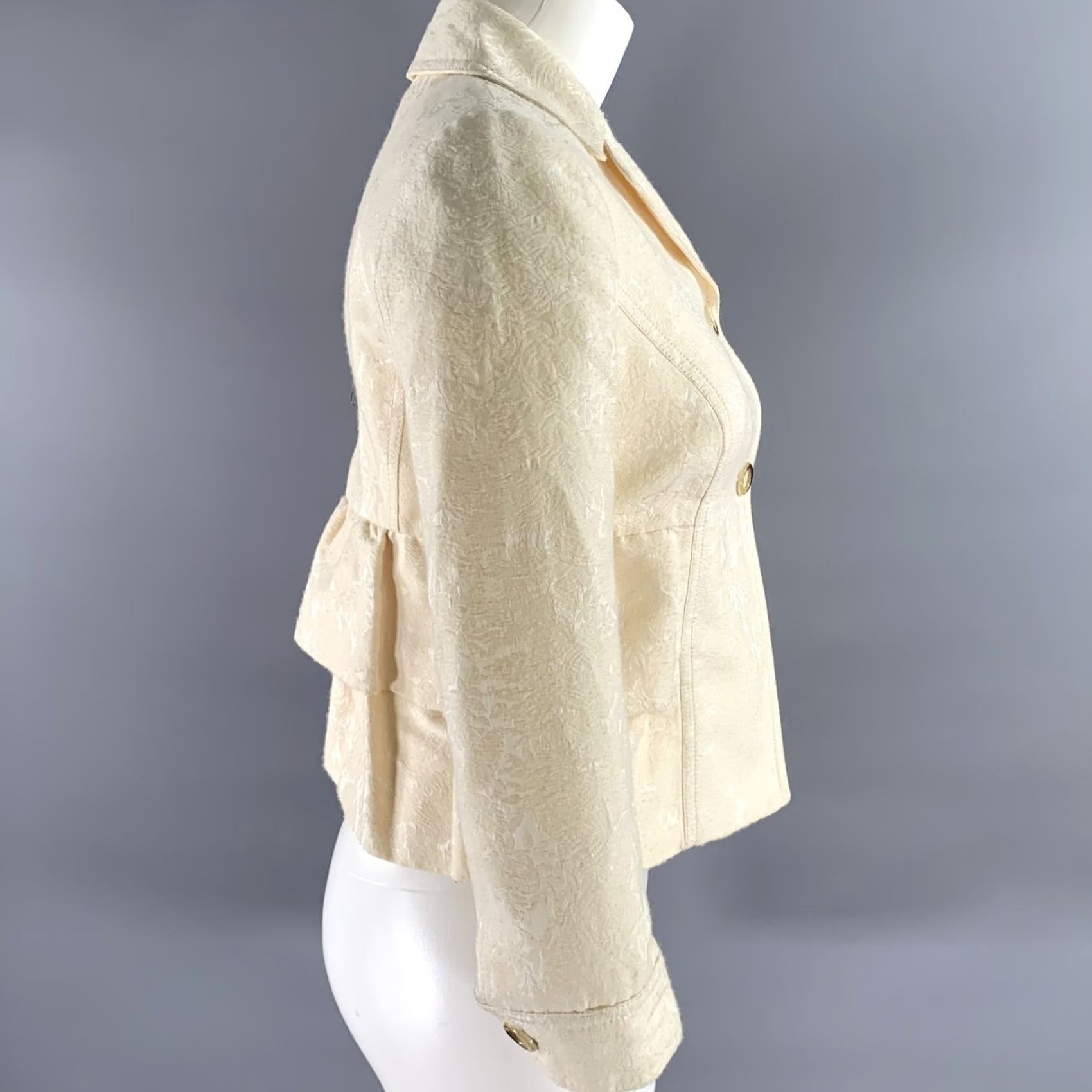 Valentino VALENTINO Cream Cotton Blend Floral Jacquard Cropped Jacket, Size 4, Women, Blazer, 4, Floral Jacquard Cropped Jacket Size S / US 4 / IT 40 - 3 Thumbnail