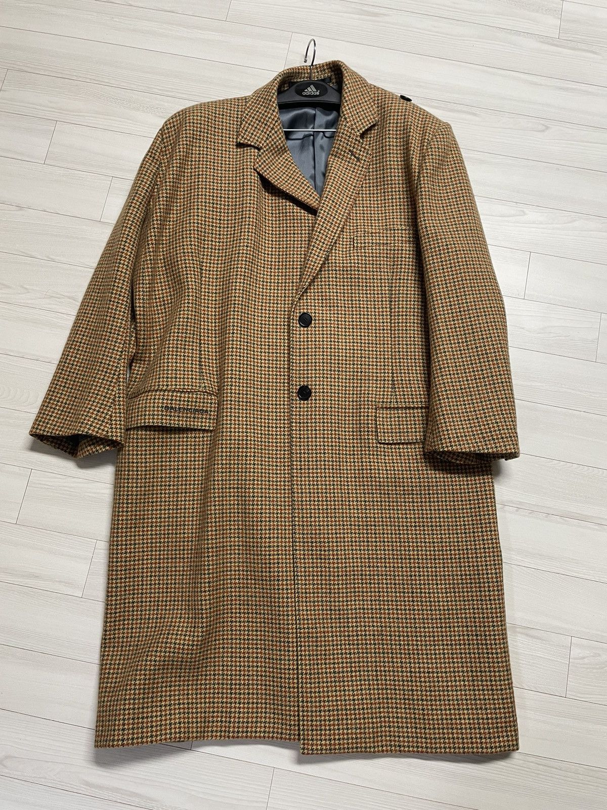 Balenciaga Balenciaga 17FW Houndstooth Asymmetrical Coat Size M / US 6-8 / IT 42-44 - 2 Thumbnail