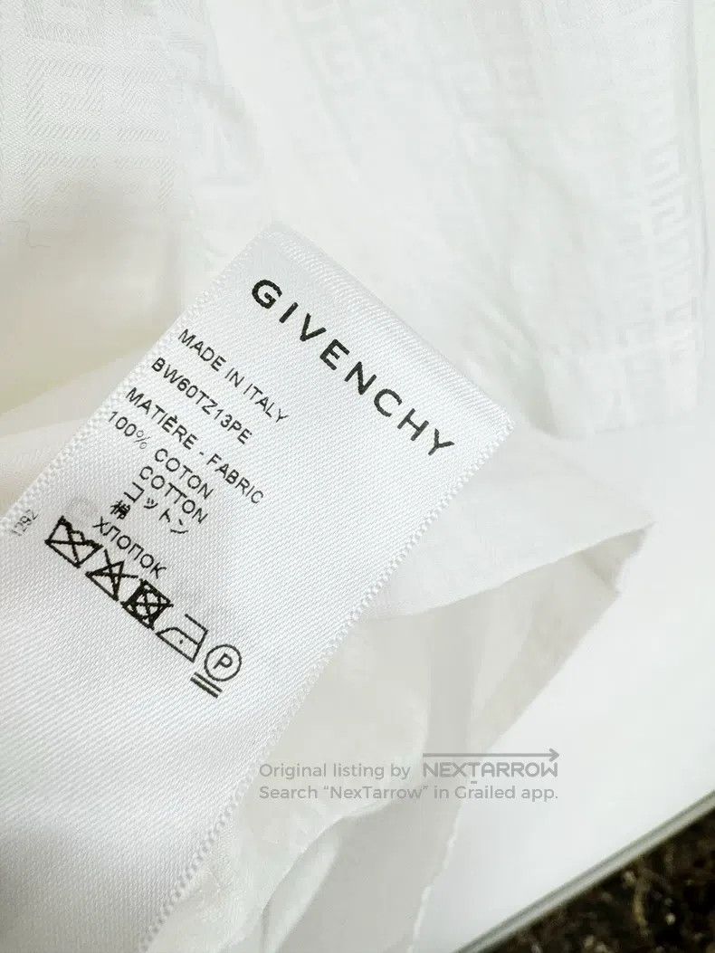 Givenchy Givenchy Size 36 Shirt Size 36 Size US M / EU 48-50 / 2 - 6 Thumbnail