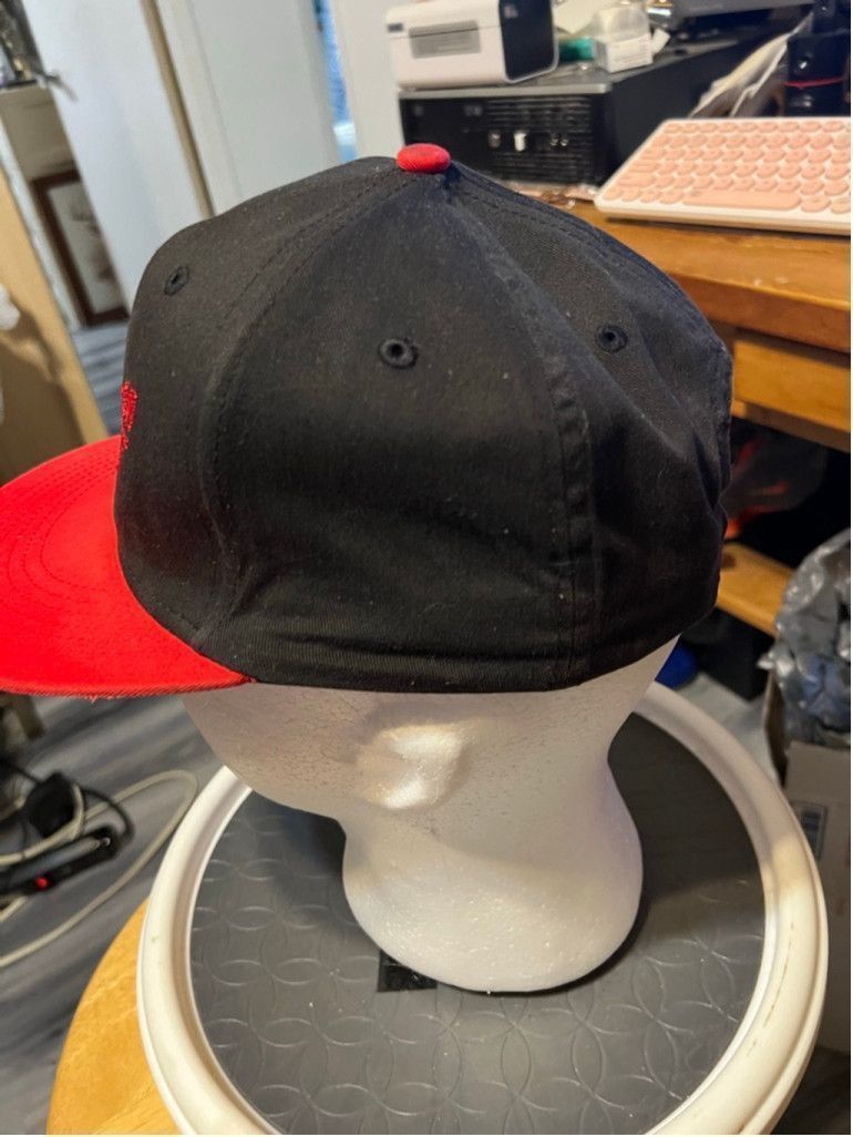 Other Men's Snap-on One Size Black Red Snapback Hat Size ONE SIZE - 2 Thumbnail