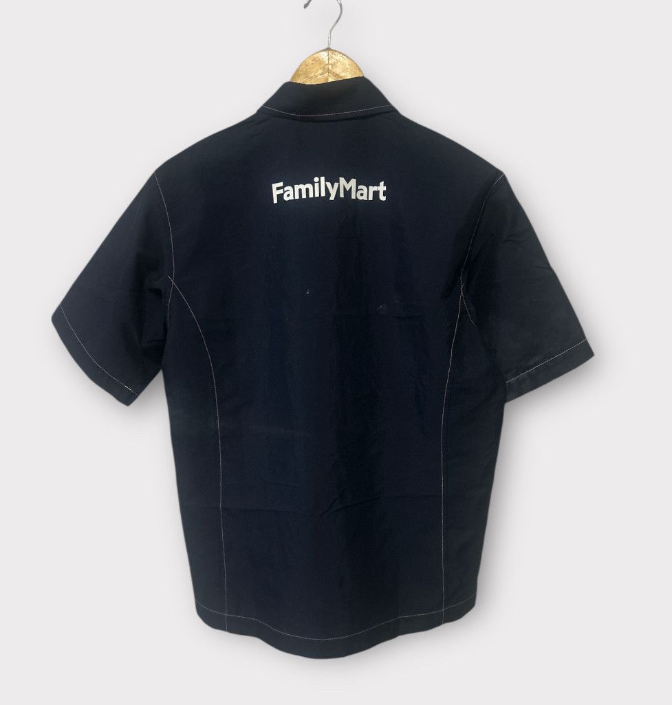 Service Works Vintage Family Mart Worker Japan Uniform Size US M / EU 48-50 / 2 - 3 Thumbnail