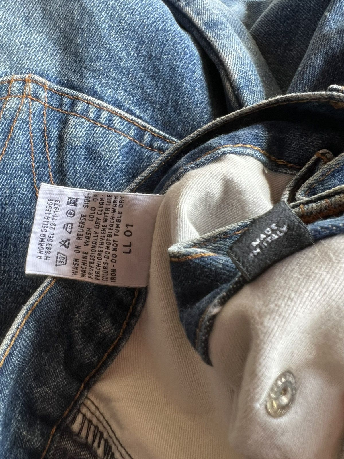 Dolce & Gabbana Vintage Dolce&Gabbana Stains Fade Denim Baggy Wide Jeans Size US 33 - 24 Thumbnail