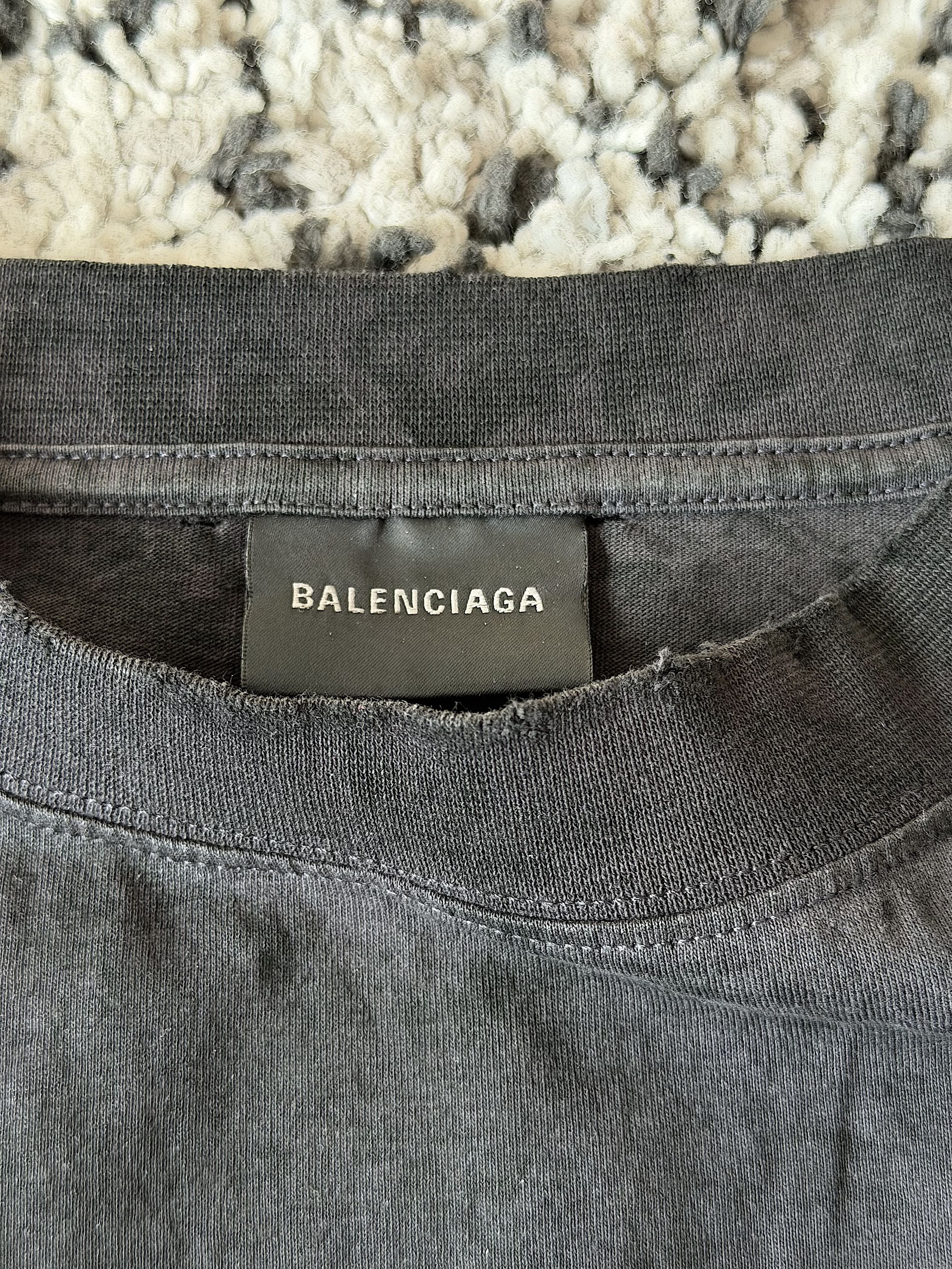 Balenciaga New Fall 25 Destroyed Emo Boxy T-Shirt (L) Size US L / EU 52-54 / 3 - 12 Thumbnail