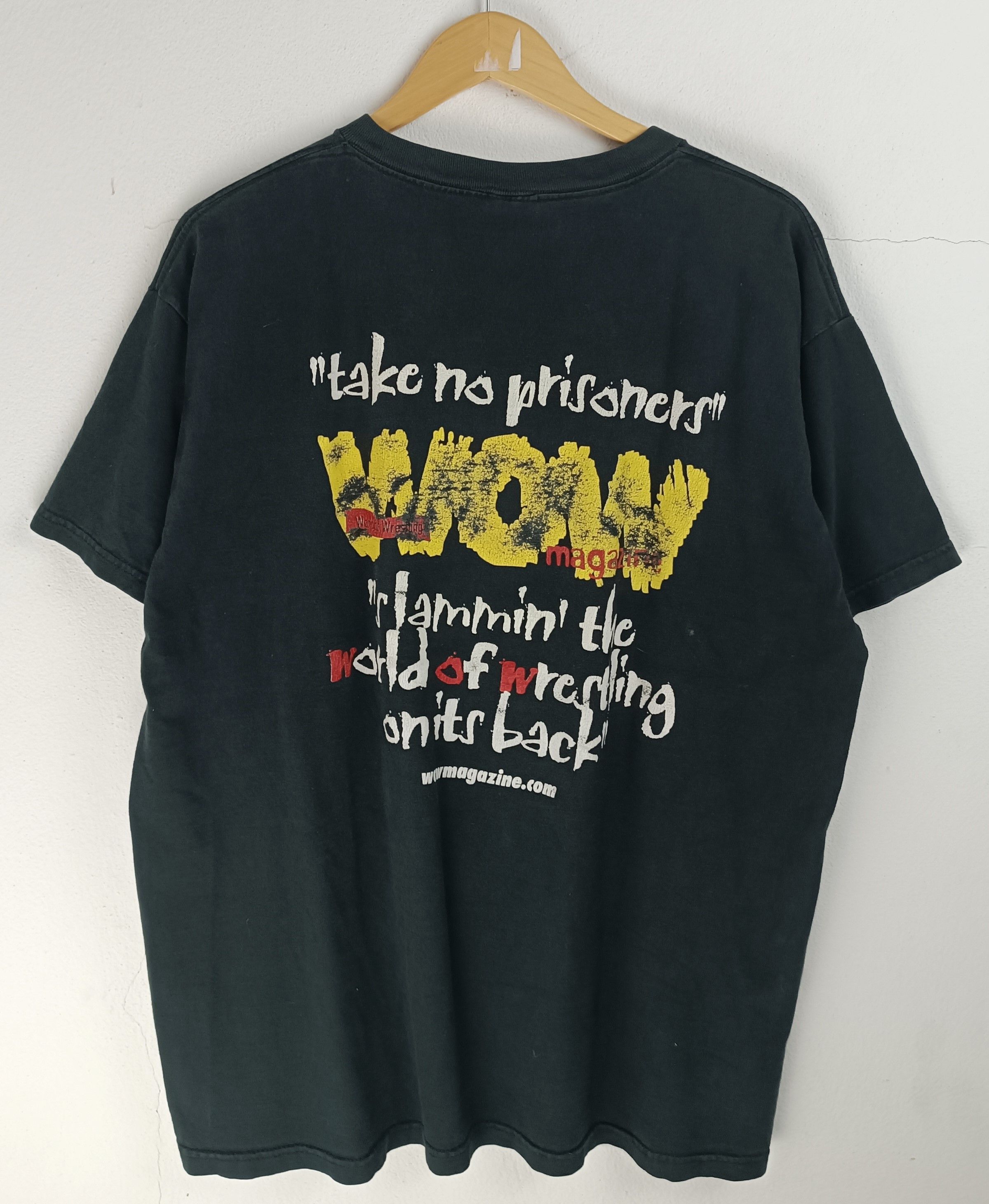 Vintage THRASH FADED VINTAGE 90'S WOW MAGAZINE WWF WCW WCW TEE Size US XL / EU 56 / 4 - 2 Thumbnail