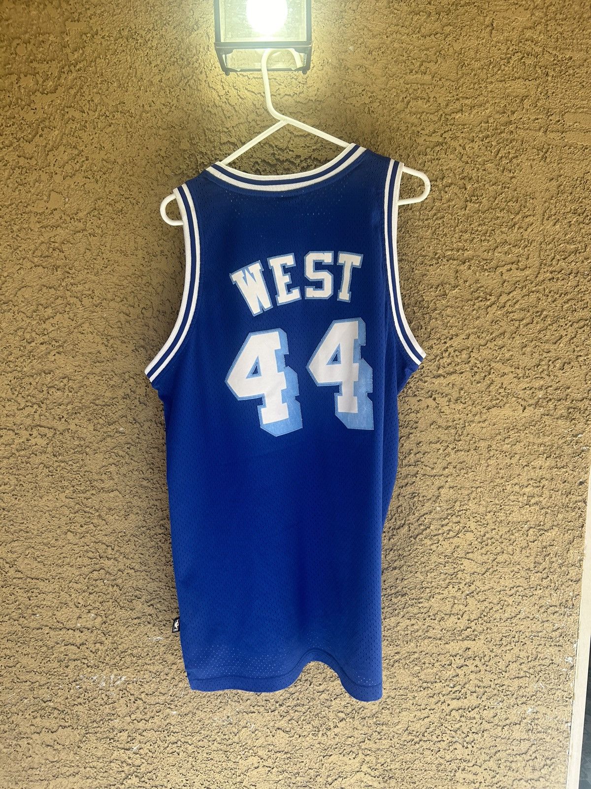 NBA × Vintage Los Angeles Lakers Jerry West Hardwood Classics Jersey Size US L / EU 52-54 / 3 - 3 Thumbnail