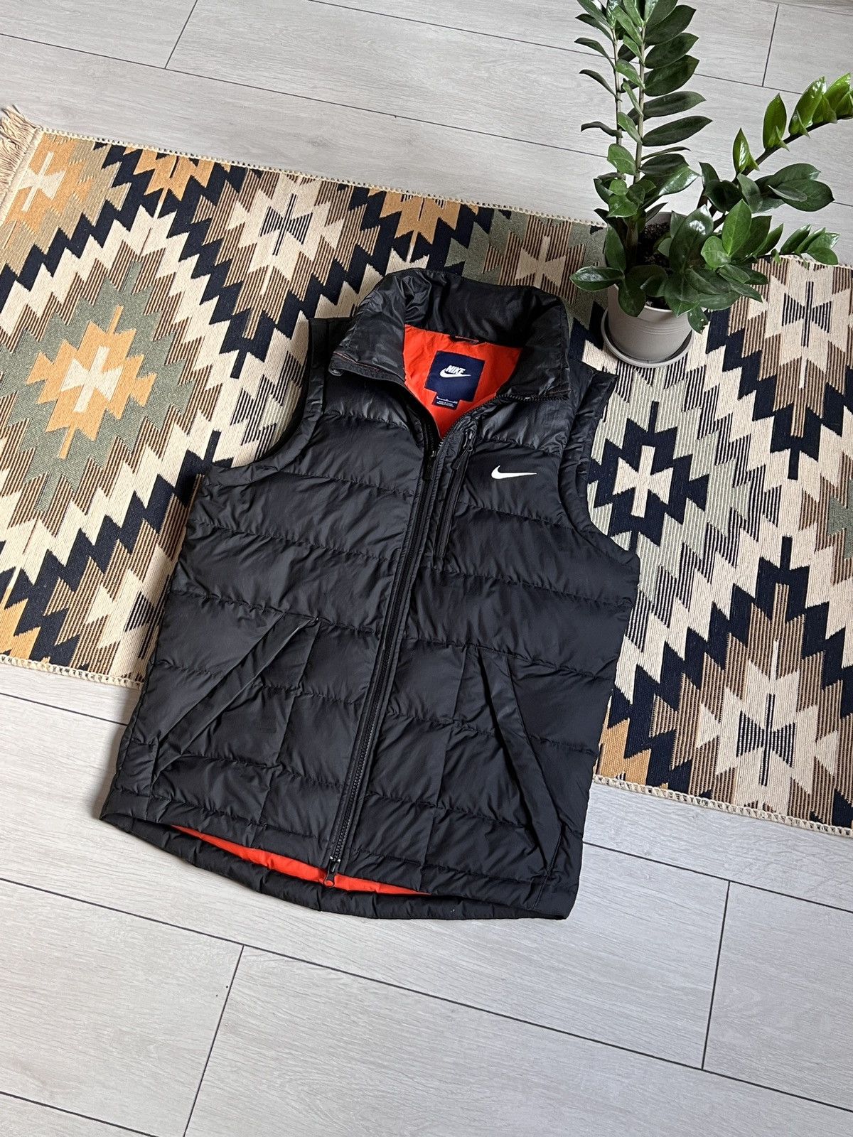 Nike Vintage Nike Drill Y2k Puffer Vest Size US M / EU 48-50 / 2 - 4 Thumbnail