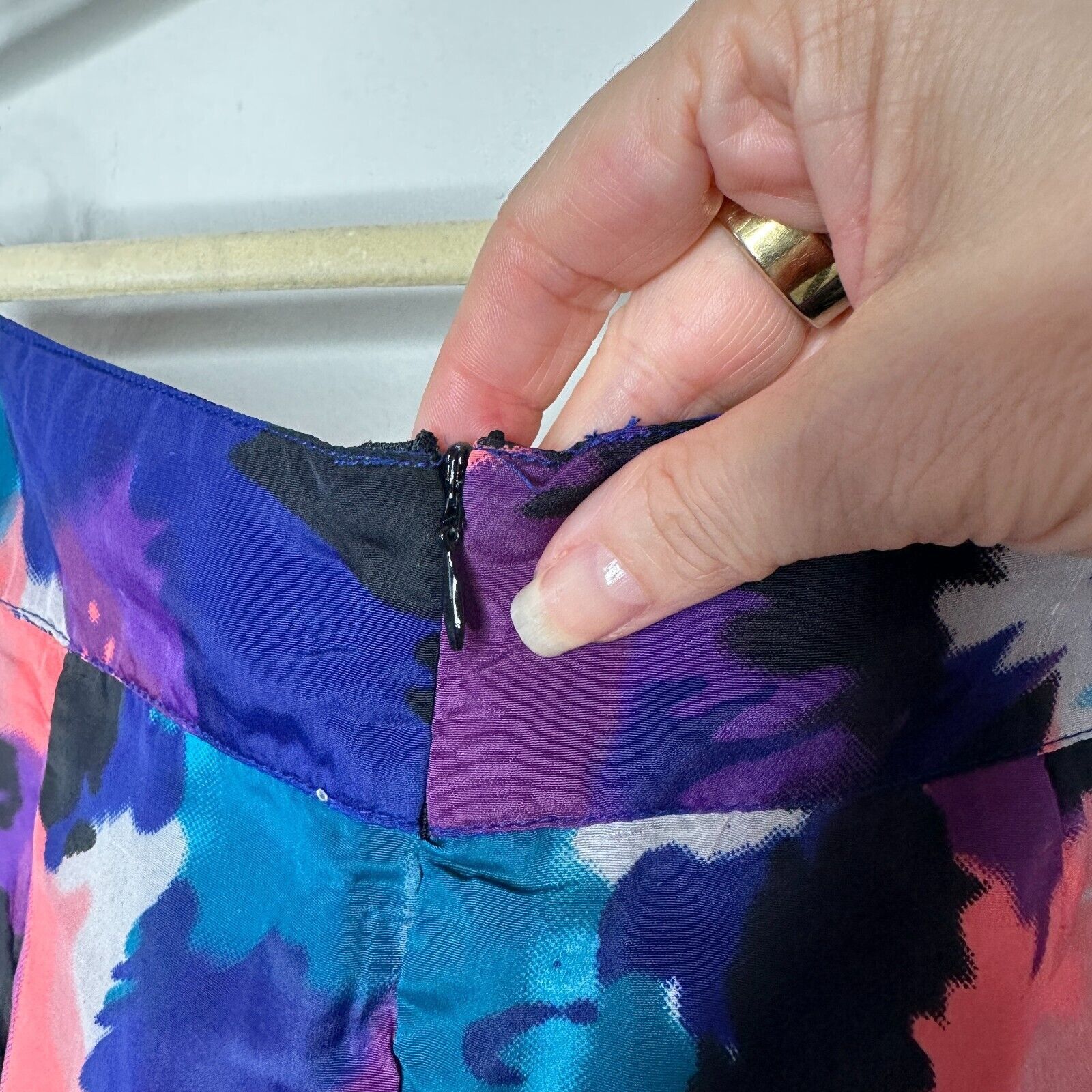 Other Delicia Satin Purple Pink Blue Geometric Tulip Zip Skirt S Size 27" / US 4 / IT 40 - 7 Thumbnail