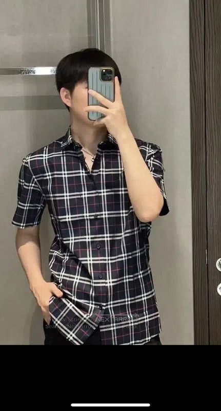 Burberry Burberry Short Sleeve Checkered Cotton Shirt. Size US S / EU 44-46 / 1 - 9 Thumbnail