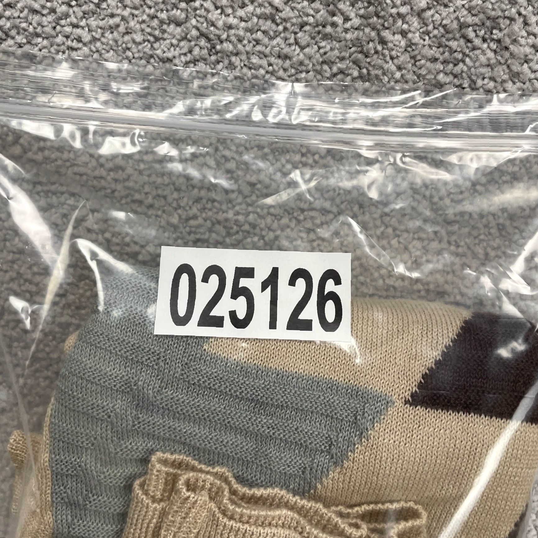 Vintage VINTAGE: No — Note: Adjusting now to maximize search visibility while following constraints; remove N/A. Size US L / EU 52-54 / 3 - 8 Thumbnail