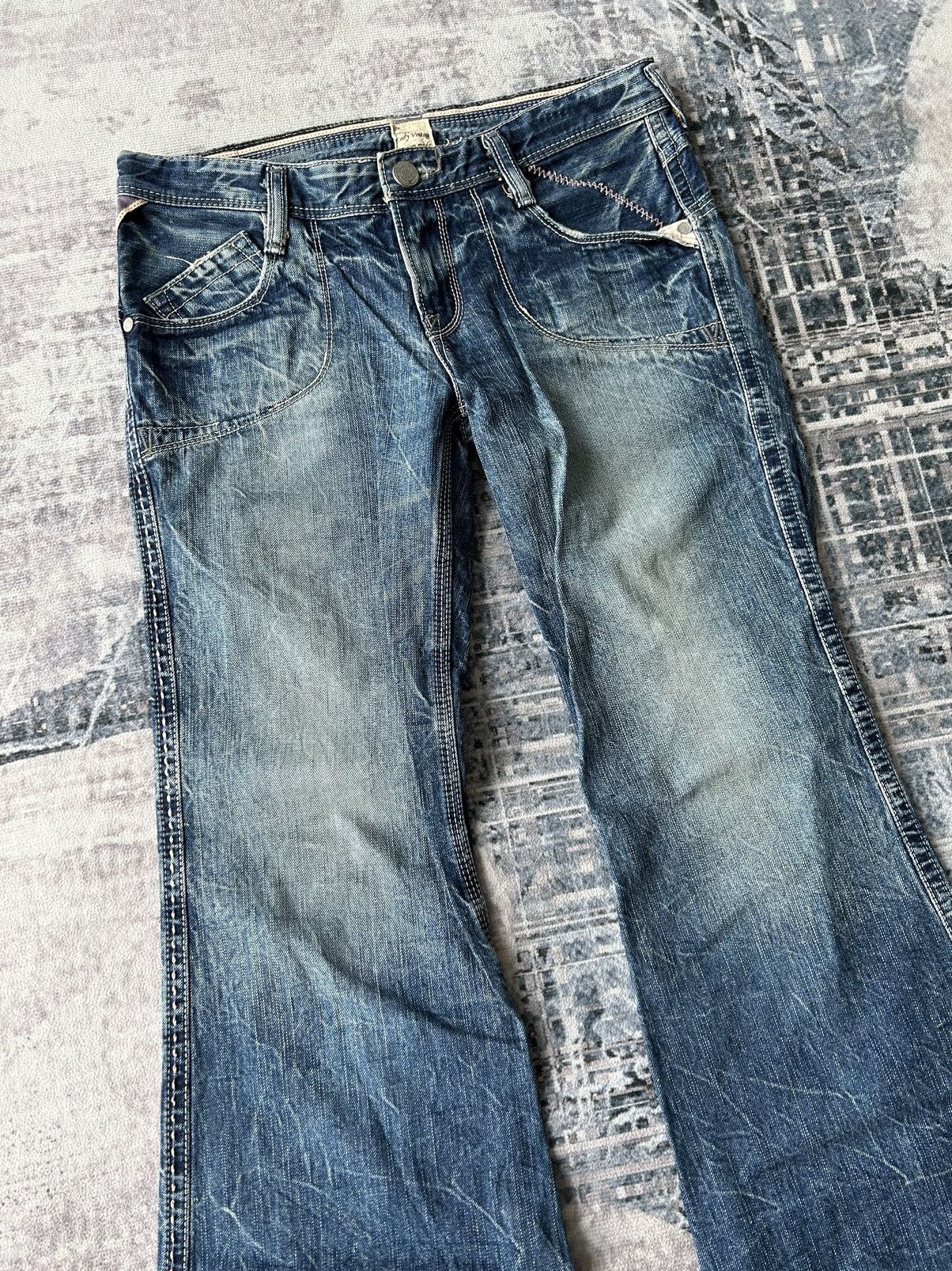 If Six Was Nine Flared Design By Lady Vintage Jeans Size 30" / US 8 / IT 44 - 7 Thumbnail