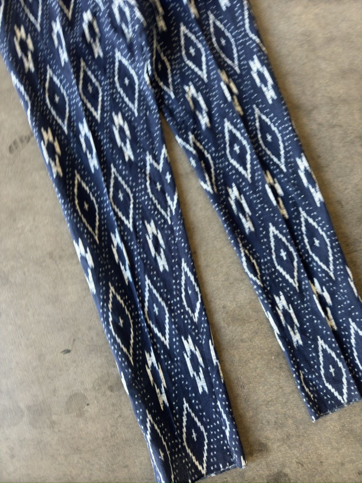 Burberry SS 2012 Burberry NWT Indigo White Ikat Tri Blend Pants Size US 36 / EU 52 - 5 Thumbnail