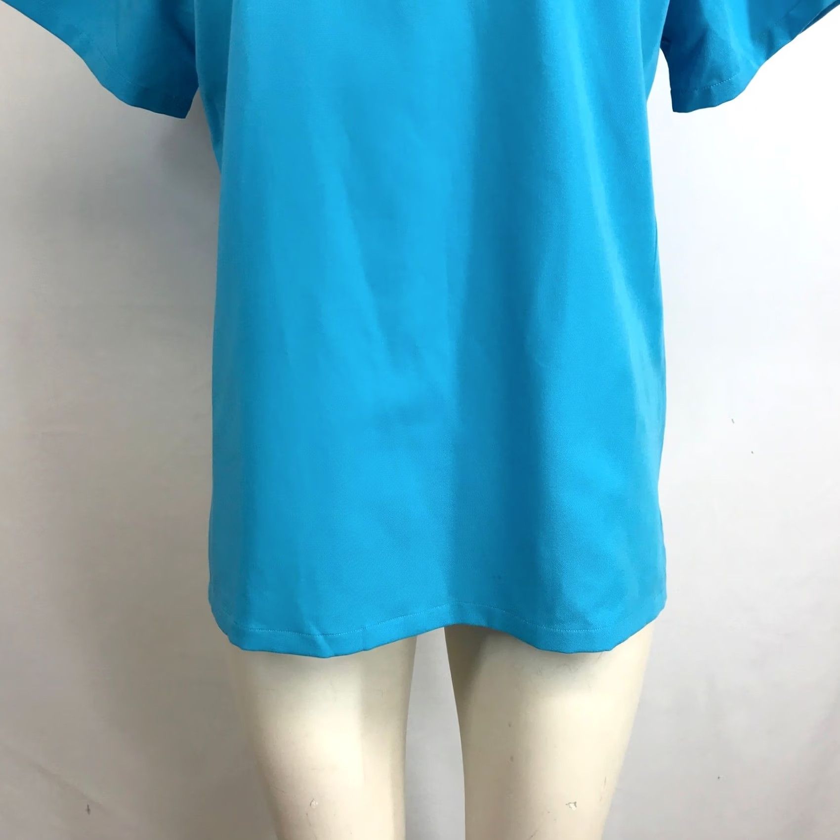 Vintage Mandala Blue V Neck Scrub Top Woven Equa Tek Technology Size M Women Size M / US 6-8 / IT 42-44 - 3 Thumbnail