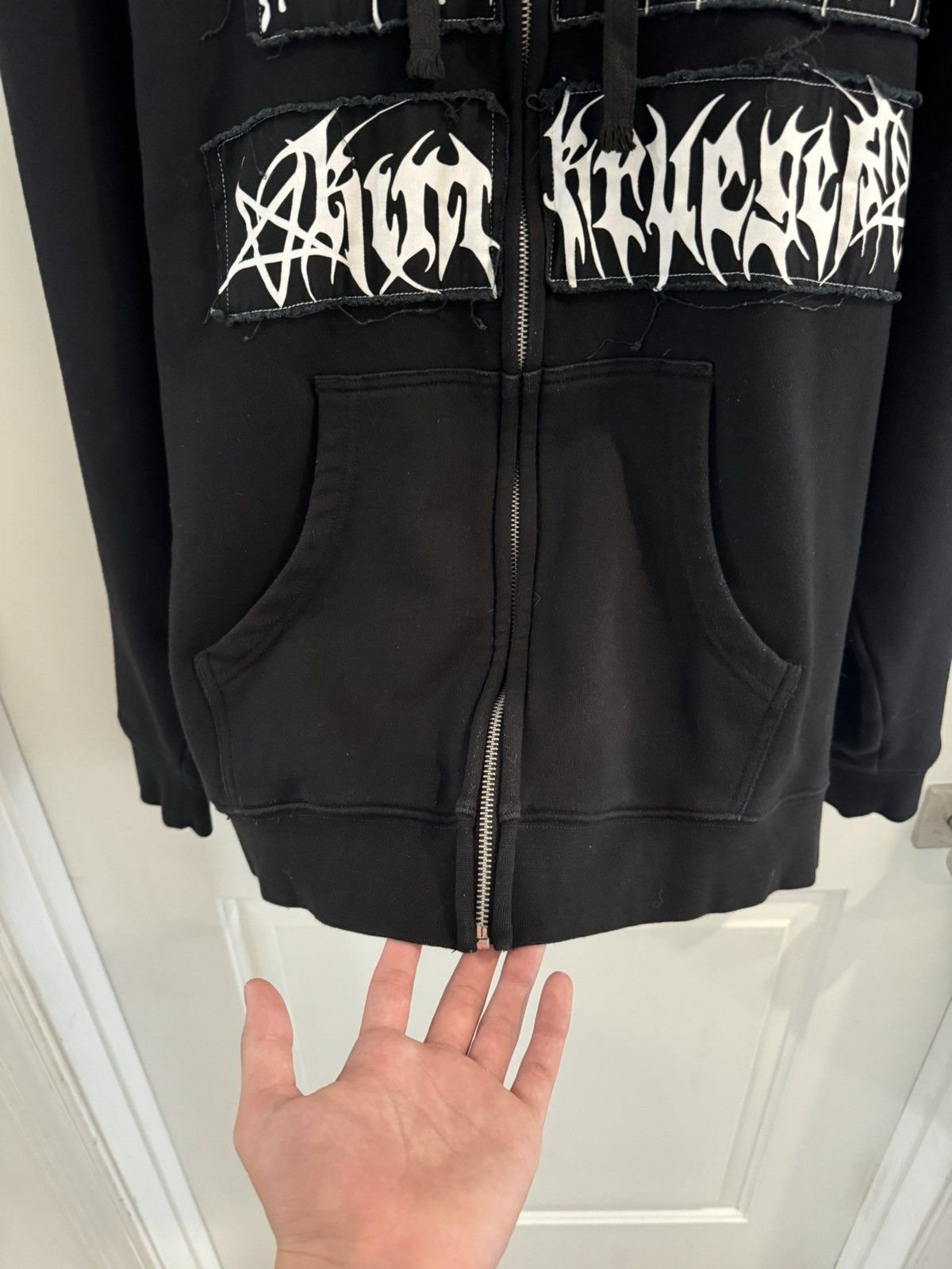 Kim Krueger SIGNED Kim Krueger “a personal connection” zip up Size US M / EU 48-50 / 2 - 10 Thumbnail