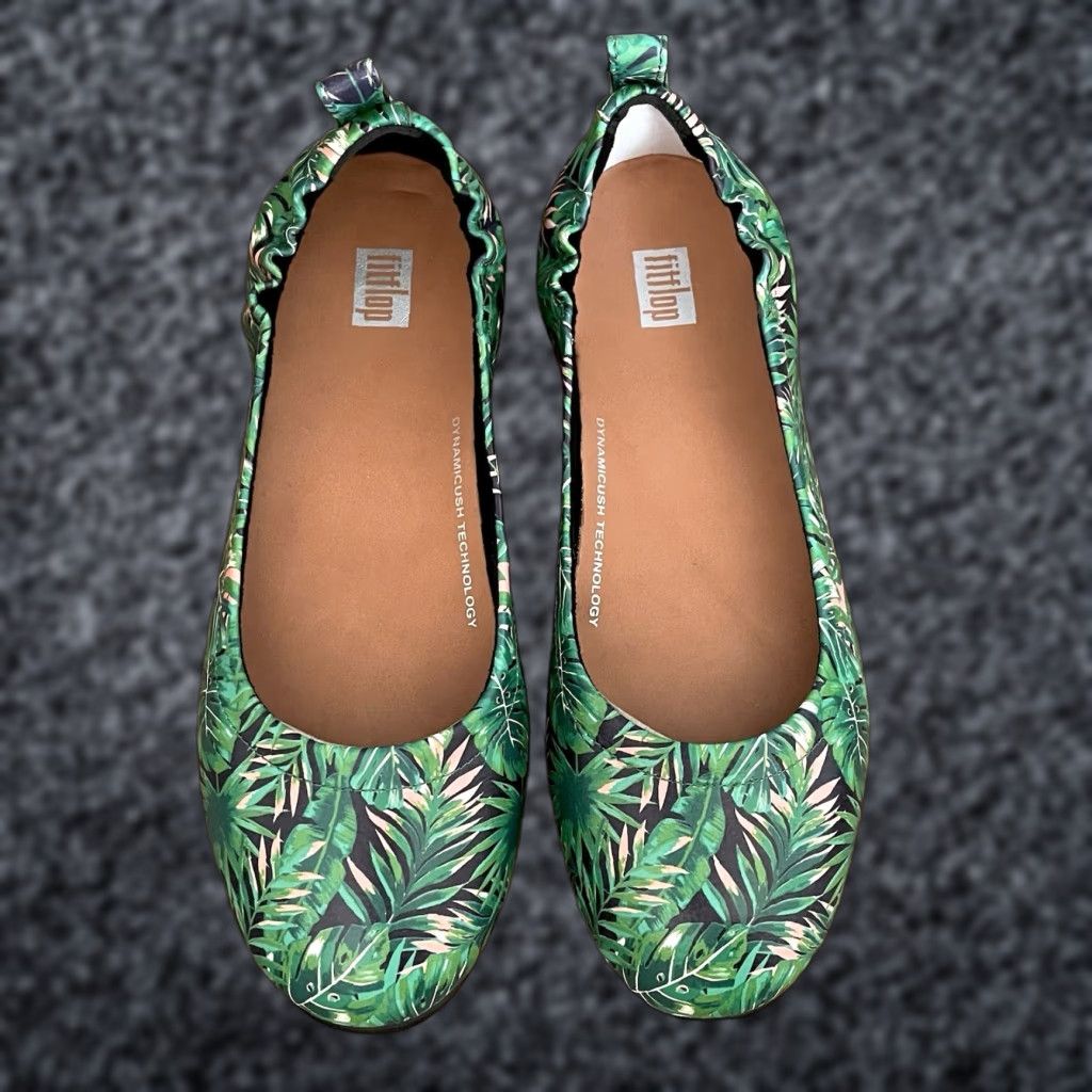 Vintage FitFlop Jungle-Print Soft Leather Ballet Flats Size 6 Green Jungle Print Size US 6 / IT 36 - 1 Thumbnail
