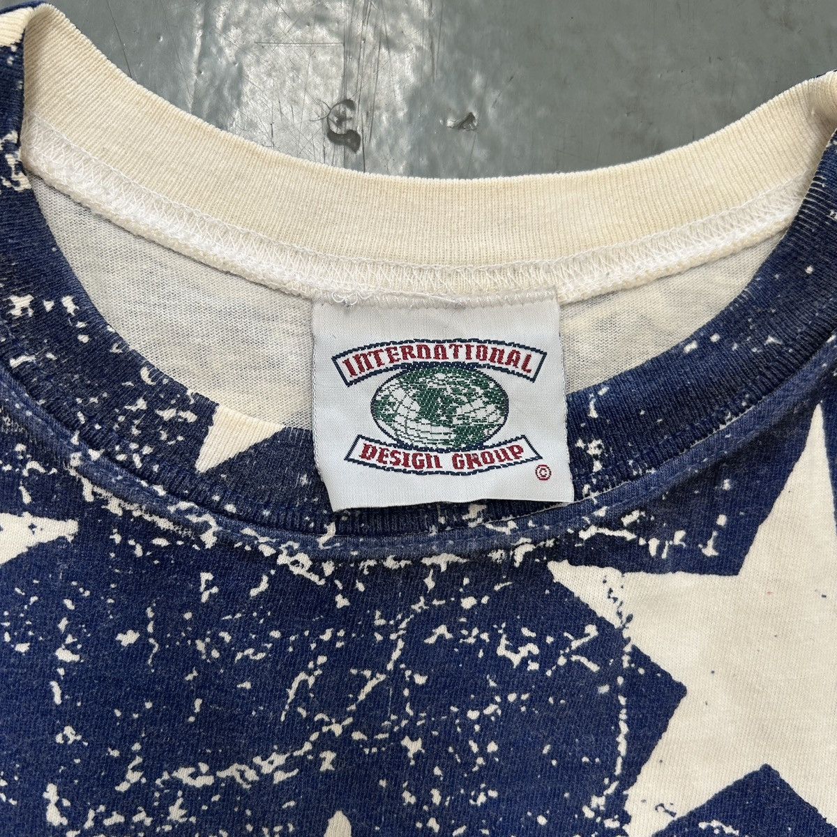 Vintage Vintage 90s American Flag All Over Print T-Shirt Size US L / EU 52-54 / 3 - 2 Thumbnail