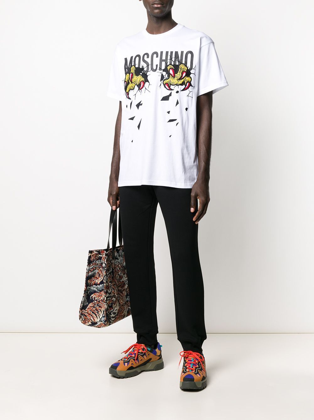 Moschino o1y0225 Logo T-Shirt in White Size US XXS / EU 40 - 3 Thumbnail