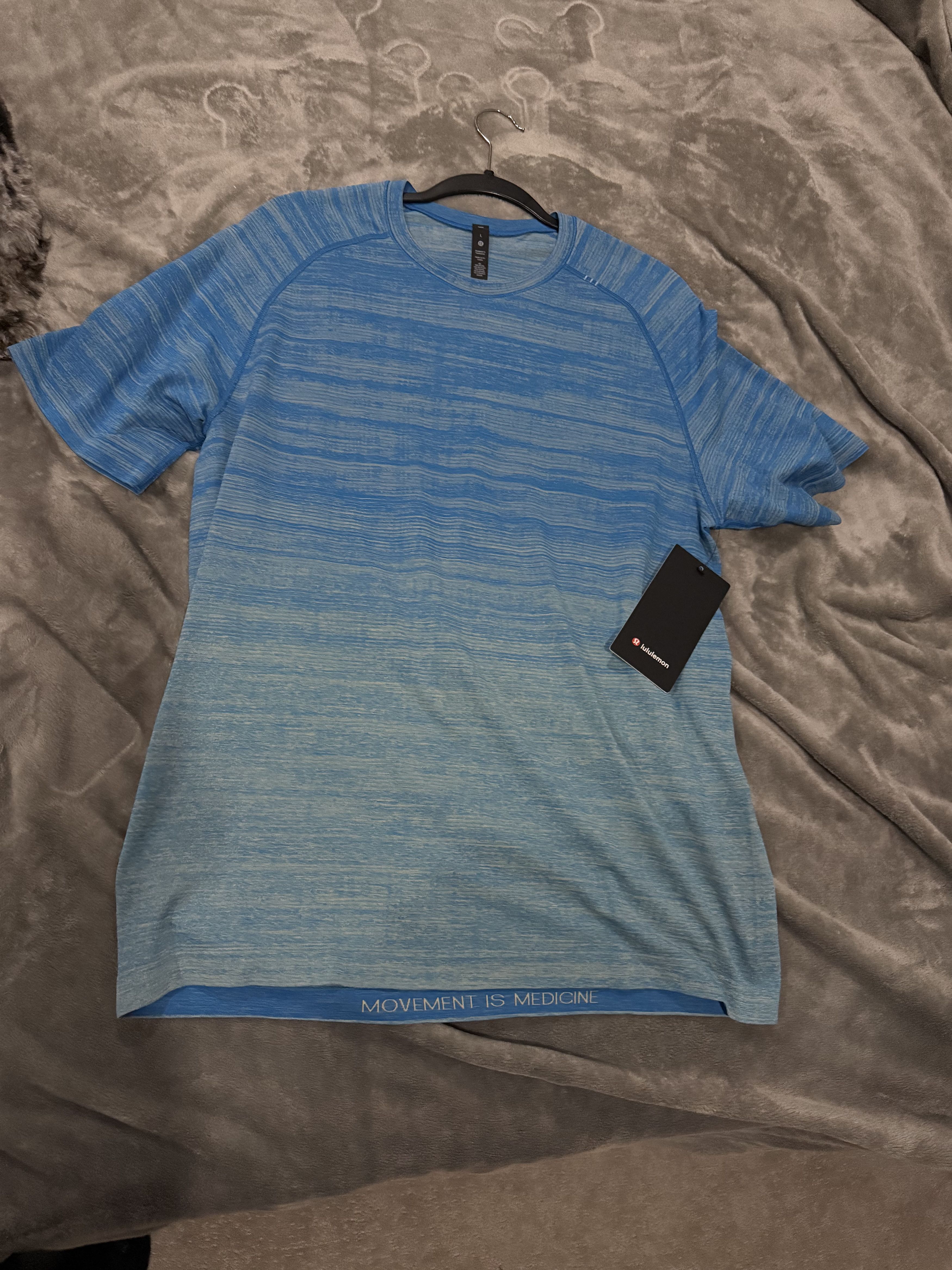 Lululemon Metal Vent Tech T Size US L / EU 52-54 / 3 - 1 Thumbnail