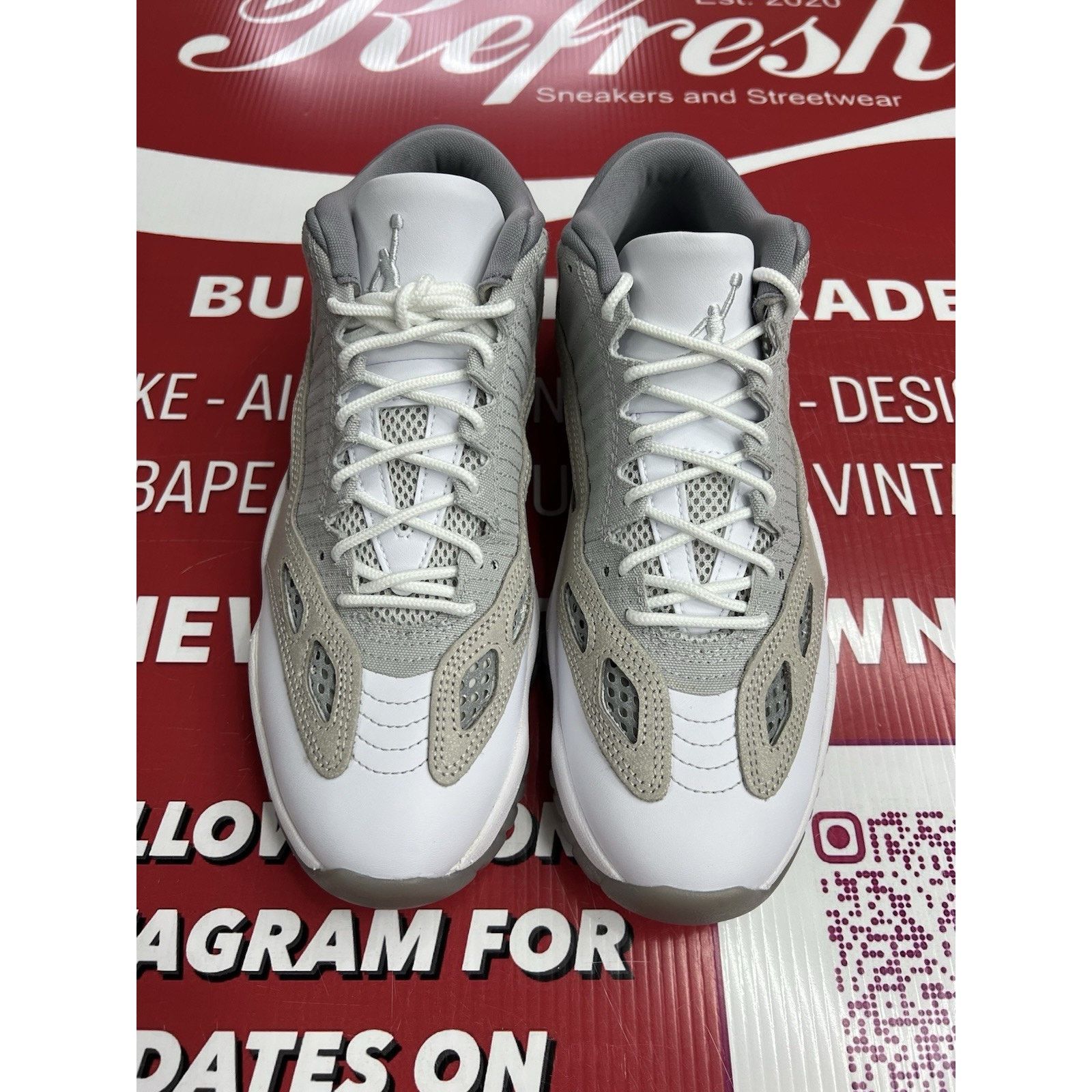 Jordan Brand Air Jordan 11 Retro IE Low Light Orewood Brown Grey Size 9 Size US 9 / EU 42 - 2 Thumbnail