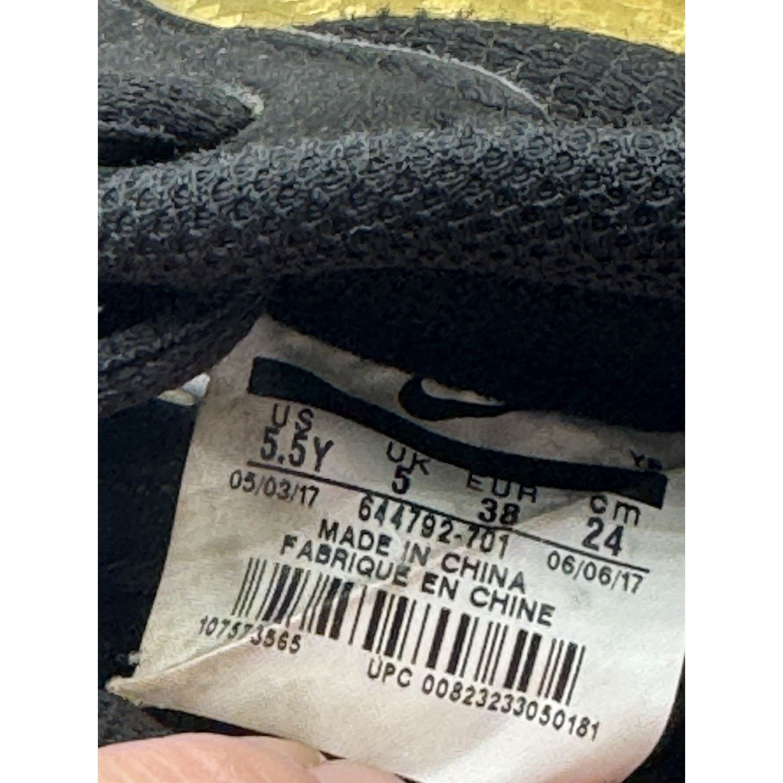 Nike Size 5.5 (GS) - Nike Little Posite Pro Mid Metallic Gold Size US 5.5 / IT 35.5 - 6 Thumbnail