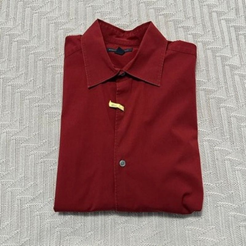 Banana Republic Banana Republic red stretch short sleeve button down size L Size US L / EU 52-54 / 3 - 1 Thumbnail