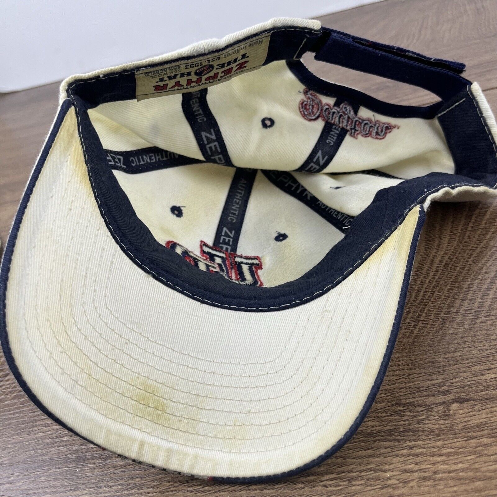 Other Dayton Flyers Hat White Cap UD Flyers Hat Adjustable Hat Whi Size ONE SIZE - 15 Thumbnail