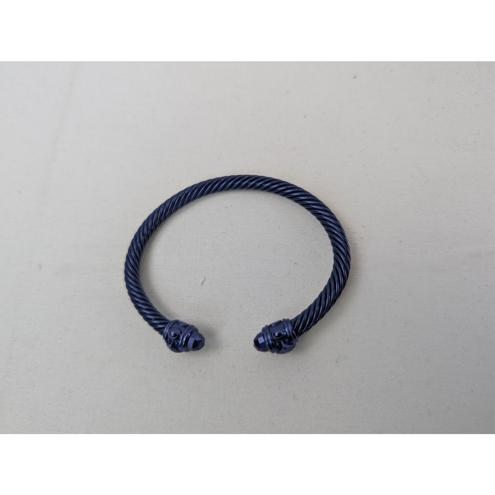 David Yurman o1rshd1 Size: M/ Renaissance Classic Cable Bracelet Aluminum Size ONE SIZE - 4 Thumbnail