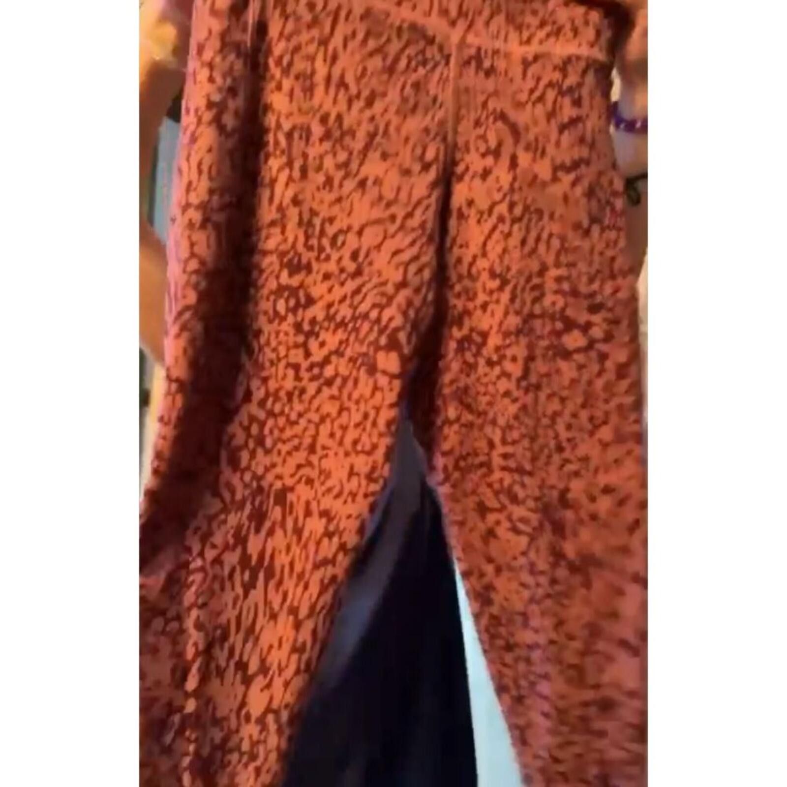 Athleta Athleta Salutation Stash Tight Leggings Pockets Animal Print Size 32" / US 10 / IT 46 - 8 Thumbnail