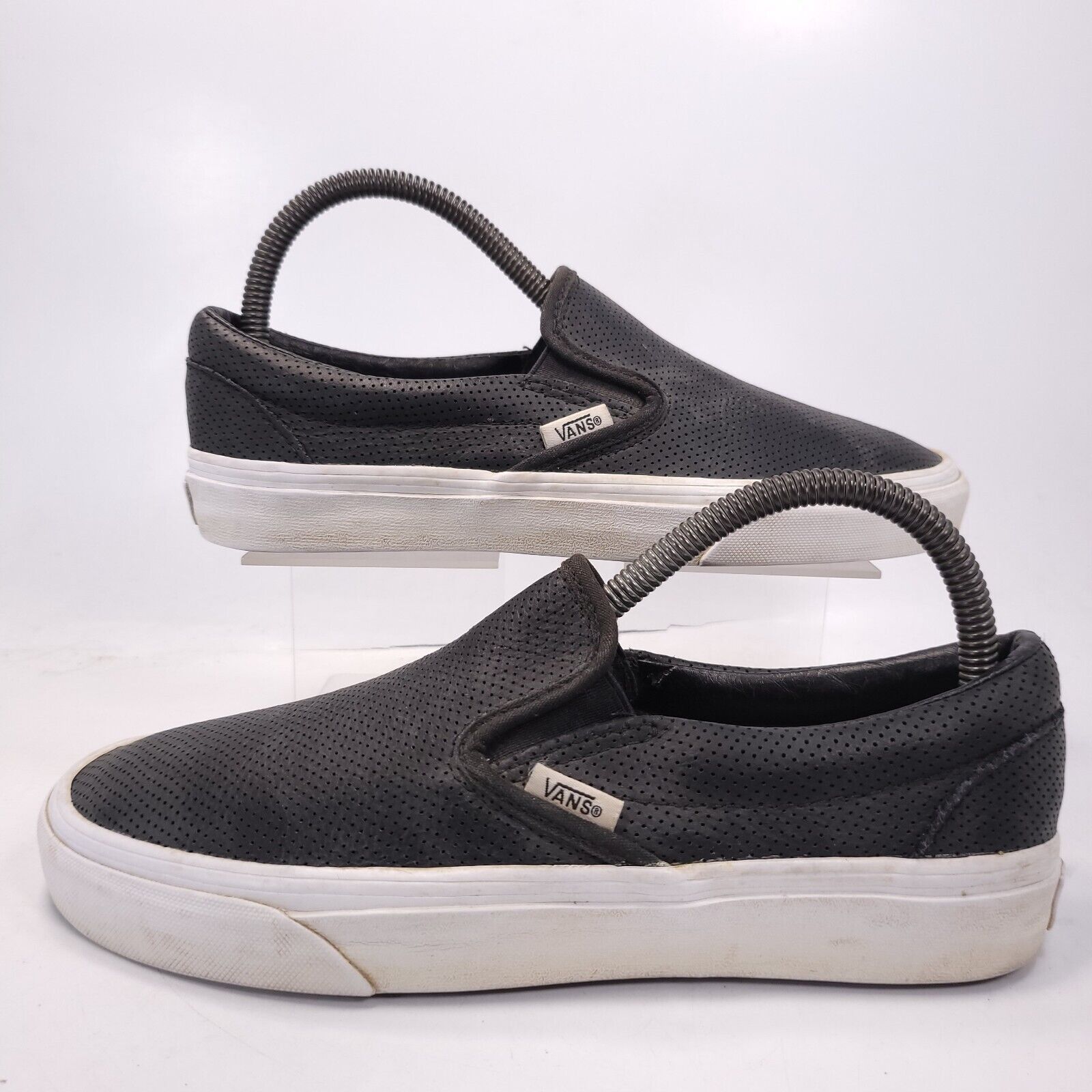 Vans Vans Off the Wall Shoe Womens Size 7.5 Mens 6 721494 Black Size US 7.5 / IT 37.5 - 5 Thumbnail