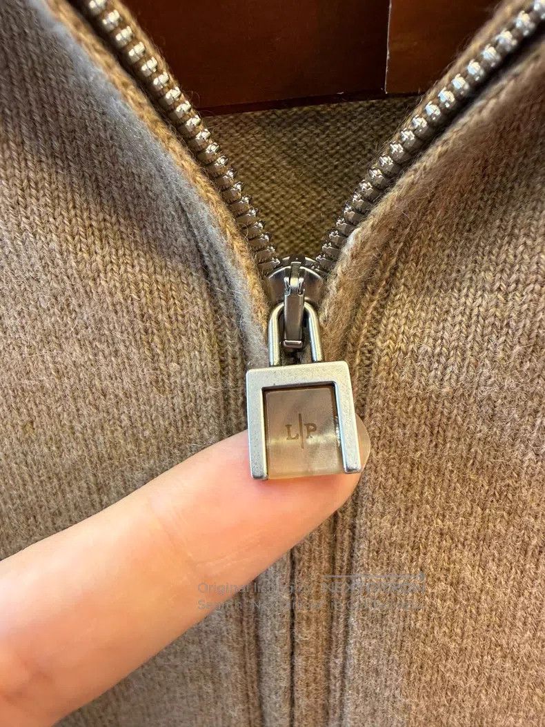 Loro Piana Loro Piana Classic 100% Baby Cashmere Cardigan Size XS / US 0-2 / IT 36-38 - 3 Thumbnail