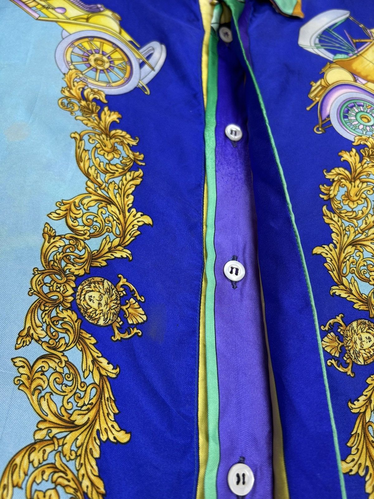Versace Vintage Versace Sport Silk Venetian Shirt Size US L / EU 52-54 / 3 - 7 Thumbnail