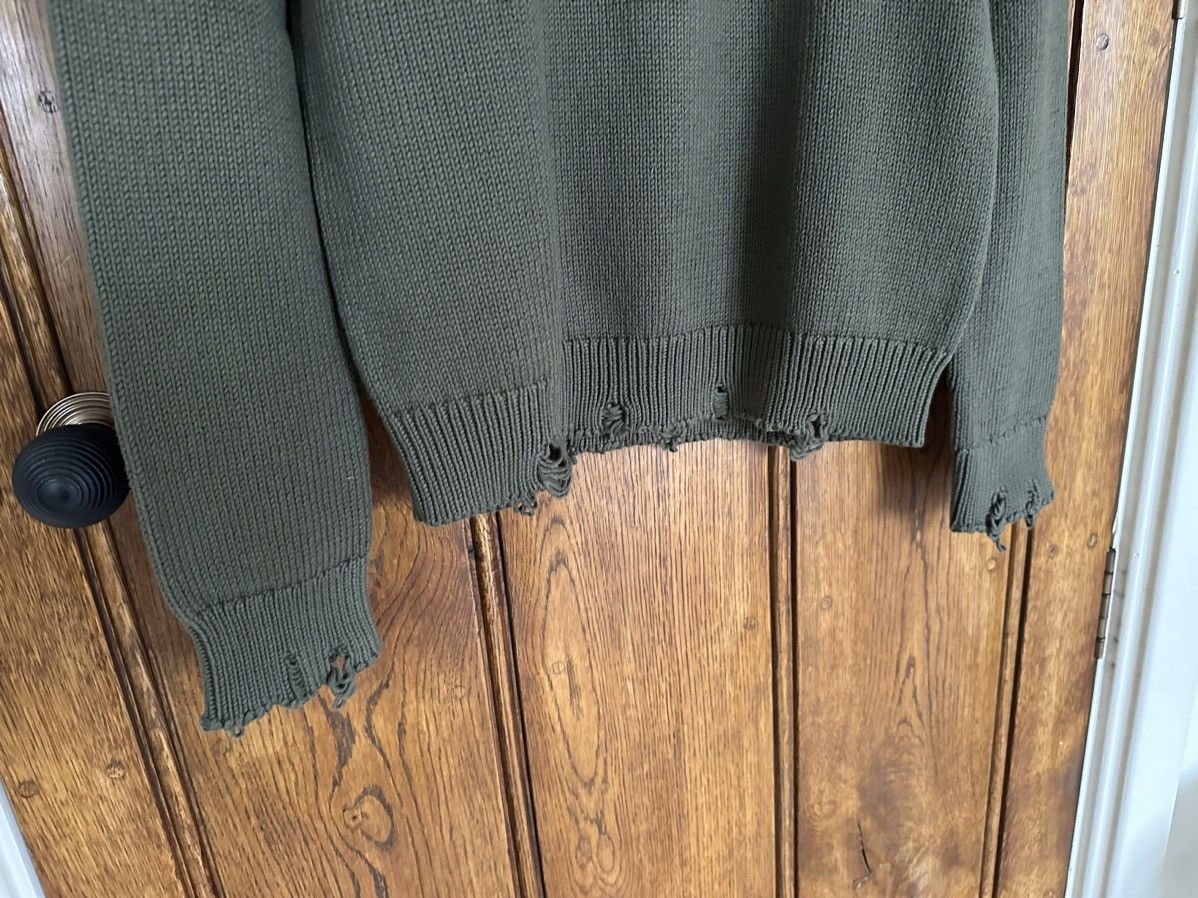 Saint Laurent Paris $990 FW21 Saint Laurent Green destroyed knit sweater L Size US L / EU 52-54 / 3 - 19 Thumbnail