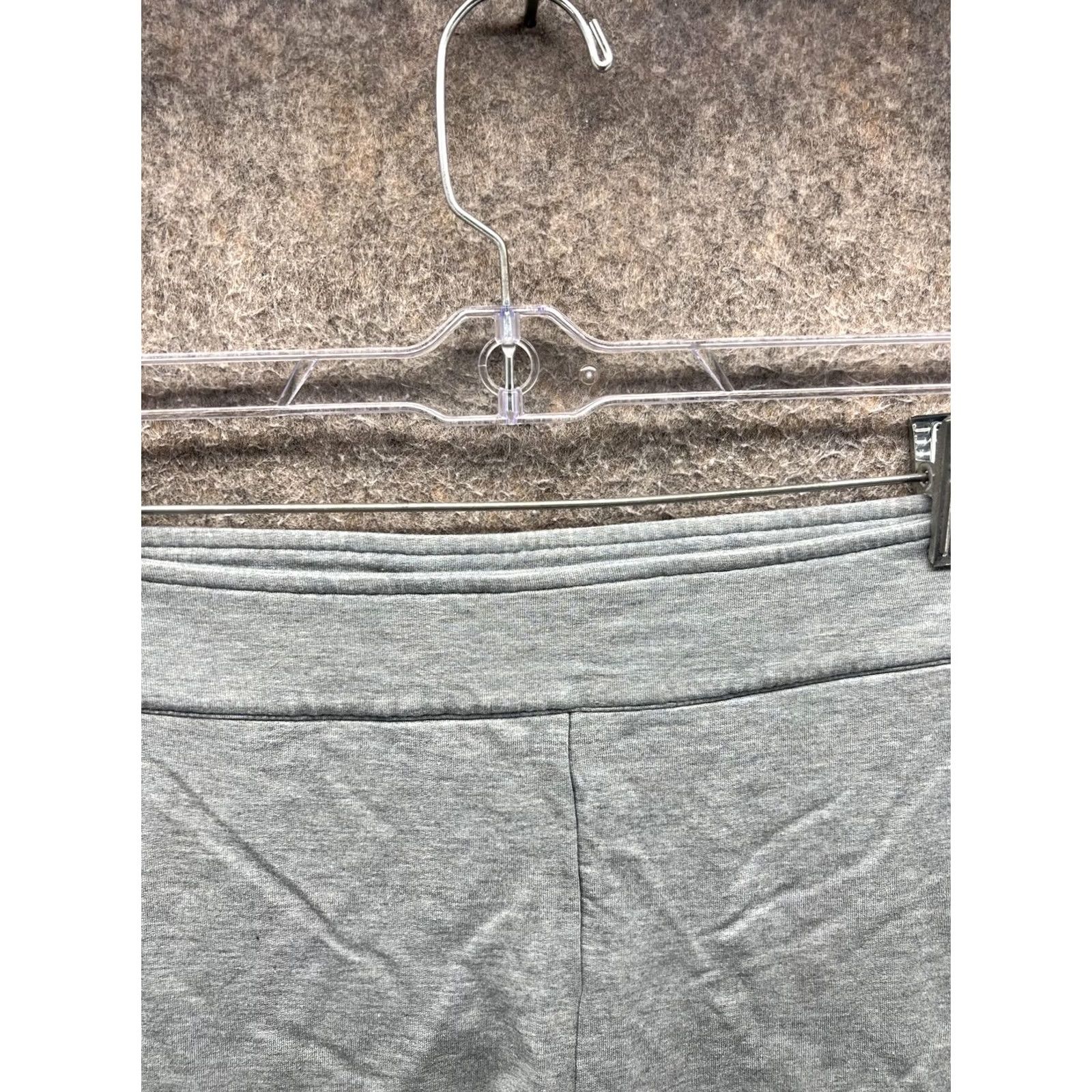 TravisMathew Travis Mathew Shorts Women Medium Gray Sweat Elastic Waist 4 Inseam Lounge Size 32" / US 10 / IT 46 - 7 Thumbnail