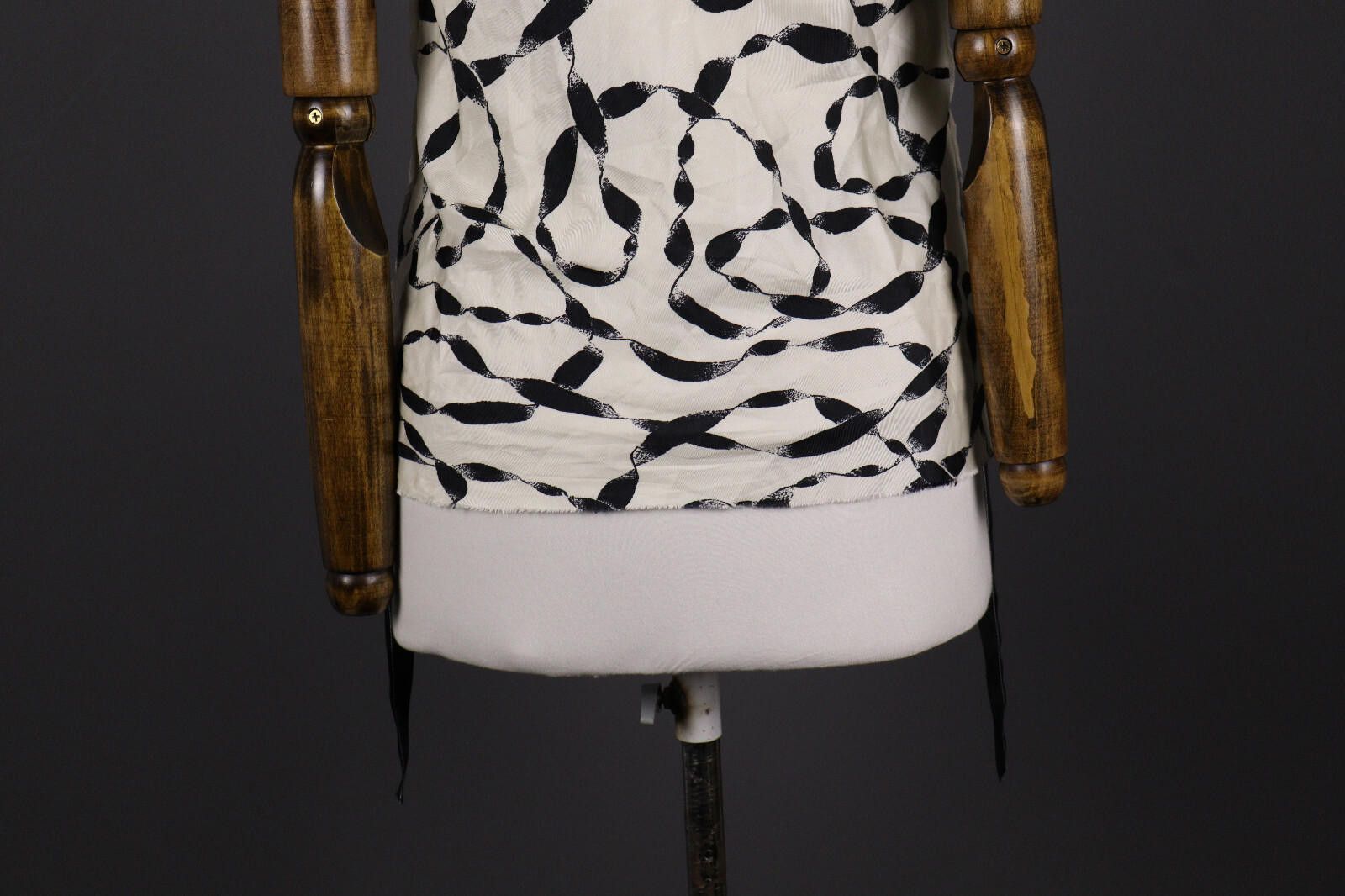 Helmut Lang Helmut Lang White Designed Printed Tank Top Shirt Size M Size M / US 6-8 / IT 42-44 - 7 Thumbnail