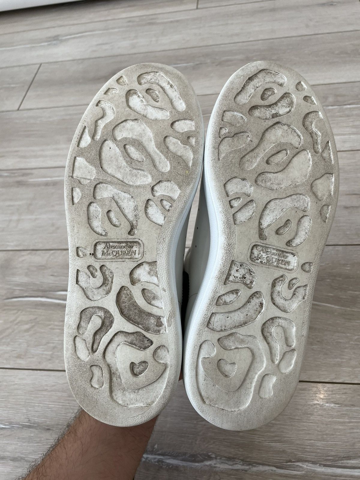 Alexander McQueen Alexander McQueen's Oversized leather sneakers Size US 9 / IT 39 - 6 Thumbnail