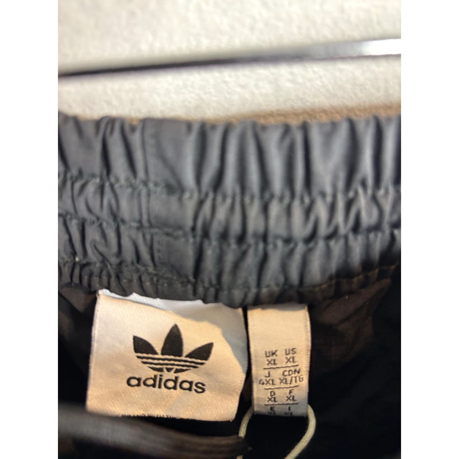 Adidas Adidas Originals Track Pants Mens XL Black Cargo Side Stripe Elastic Waist Size US 36 / EU 52 - 3 Thumbnail
