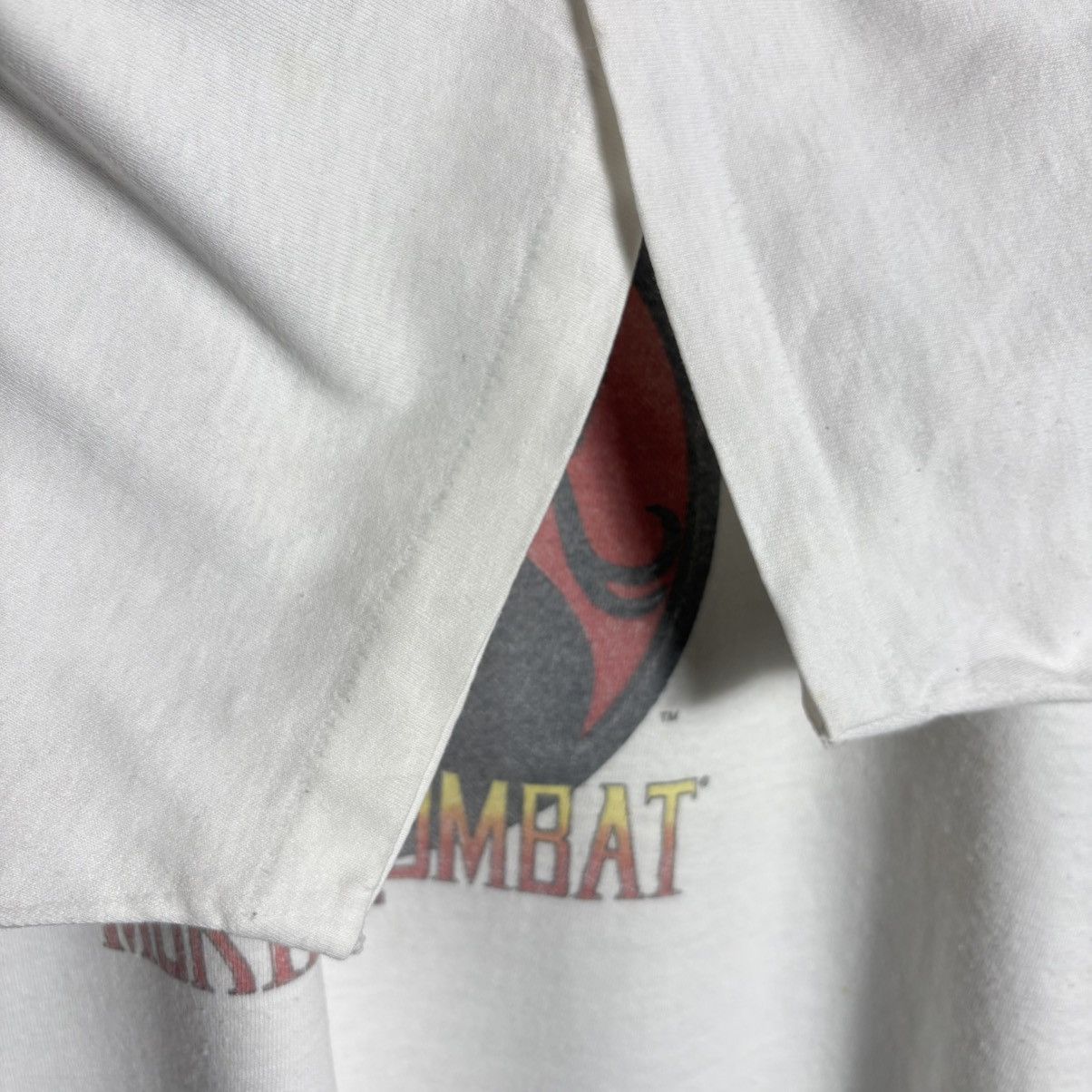 Vintage Vintage 90s Mortal Kombat 2 Game Movie T-Shirt / 80s Tee Size US XL / EU 56 / 4 - 3 Thumbnail