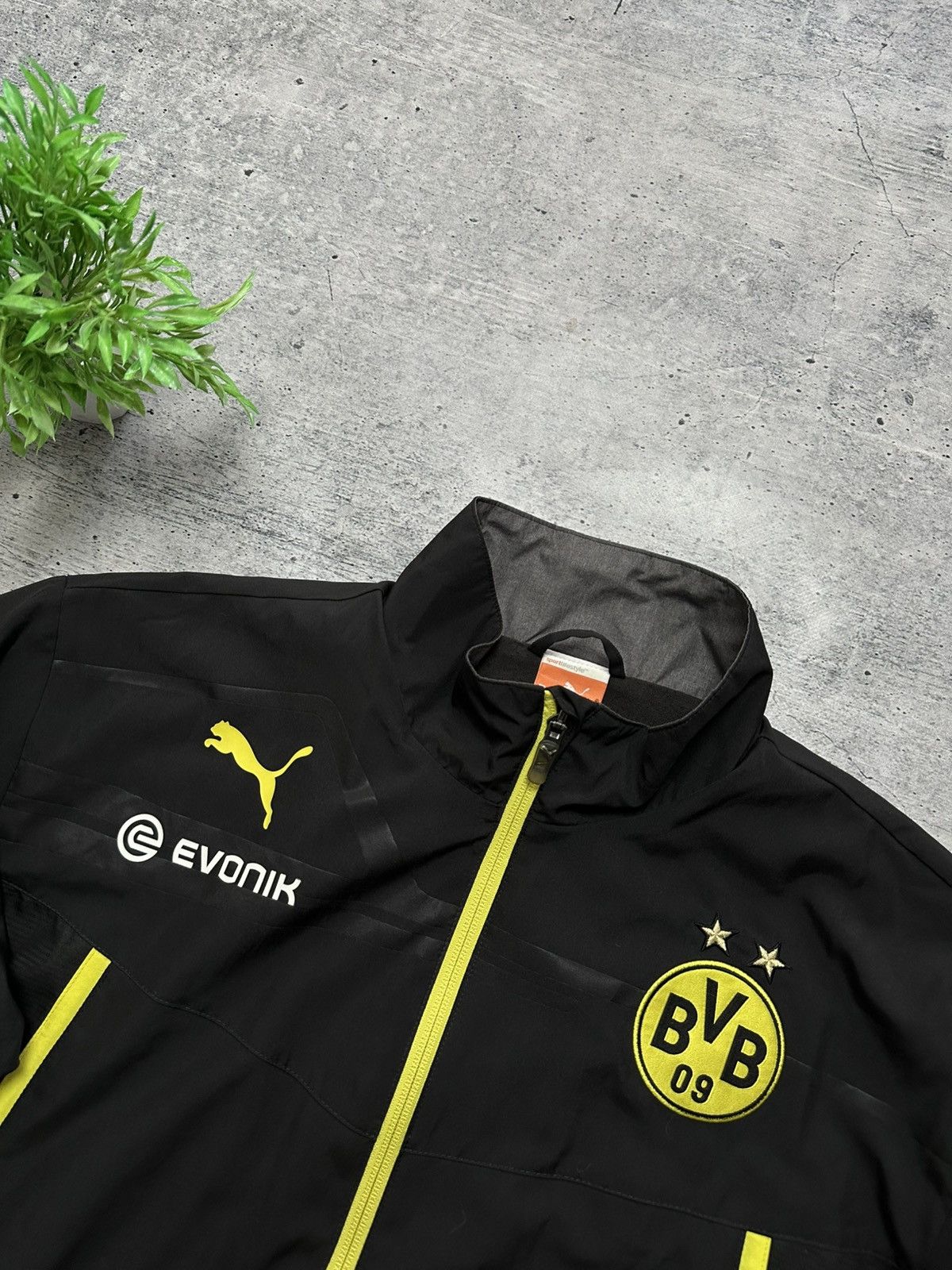 Puma Borussia Dortmund Puma Football Soccer Training Jacket BVB Size US L / EU 52-54 / 3 - 6 Thumbnail