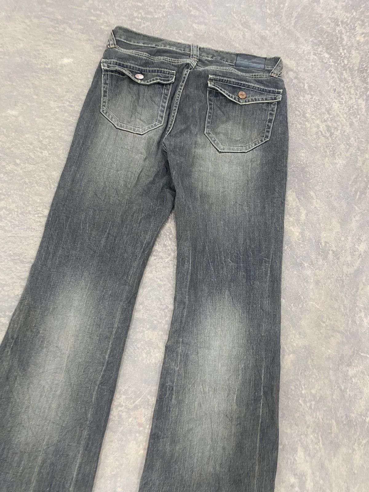 Le Grande Bleu (L.G.B.) UNIQLO JAPAN FLARE JEANS WASH BLACK LGB BOOTCUT 90s PANTS Size US 32 / EU 48 - 11 Thumbnail