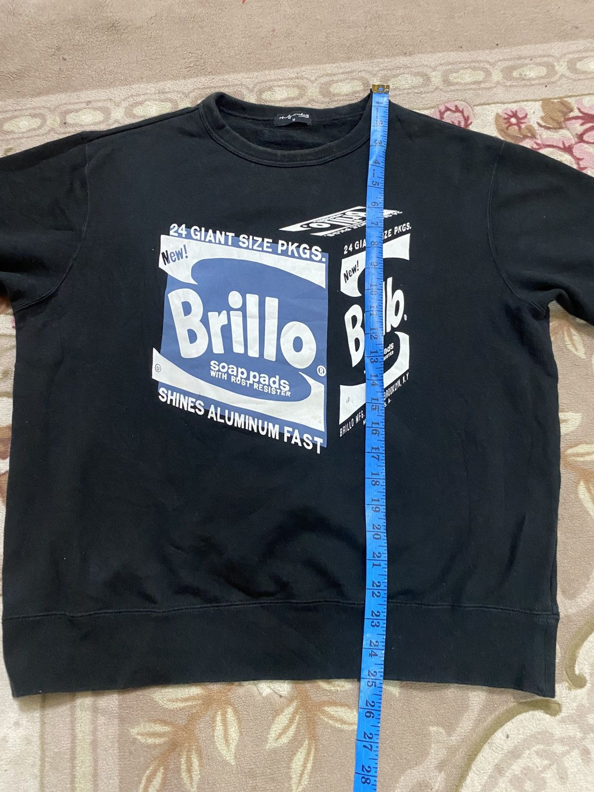Andy Warhol × Japanese Brand × Uniqlo Uniqlo - Andy Warhol X Uniqlo Brillo Soap Pads Big Print Size US M / EU 48-50 / 2 - 12 Thumbnail