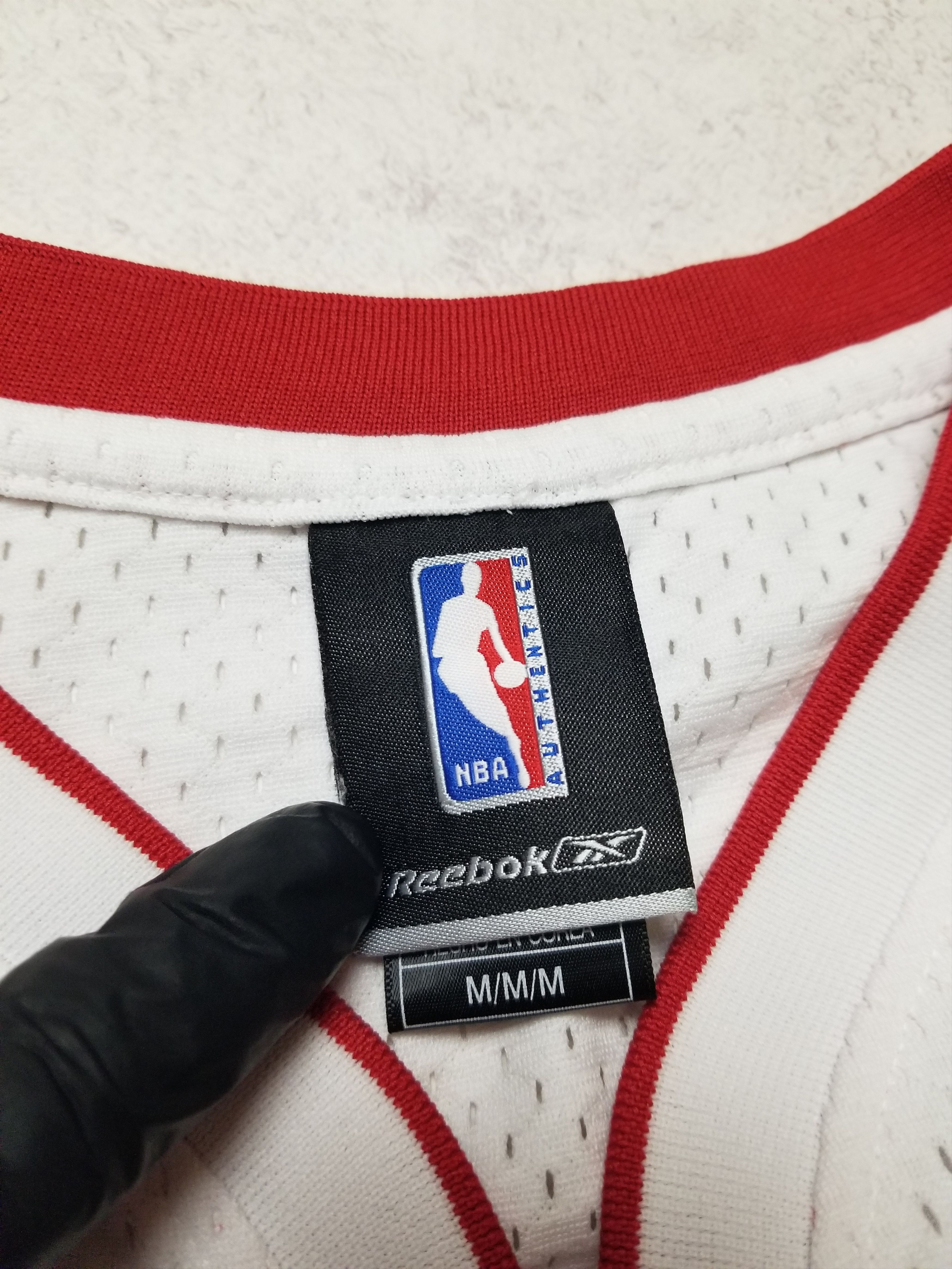 Reebok Vtg Miami Heat Shaquille O'Neal #32 Basketball NBA Jersey Size US M / EU 48-50 / 2 - 15 Thumbnail