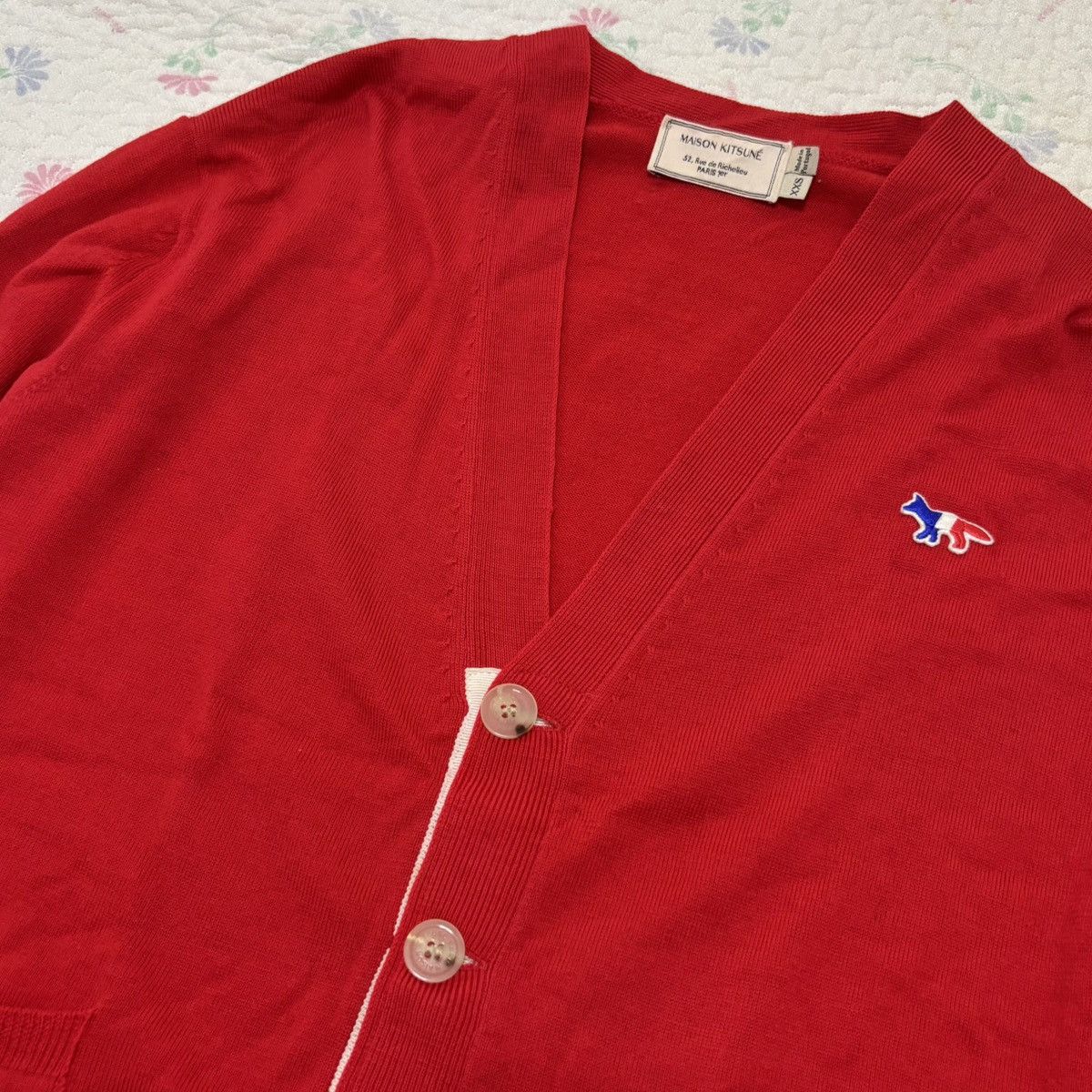 Maison Kitsune Maison Kitsune Red Tricolor Fox Wool Cardigan Size XXS / US 00 / IT 34 - 3 Thumbnail