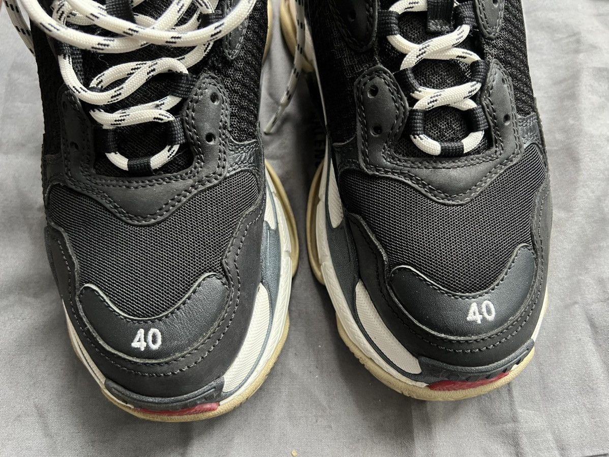 Balenciaga Balenciaga Triple S Size US 7 / EU 40 - 11 Thumbnail