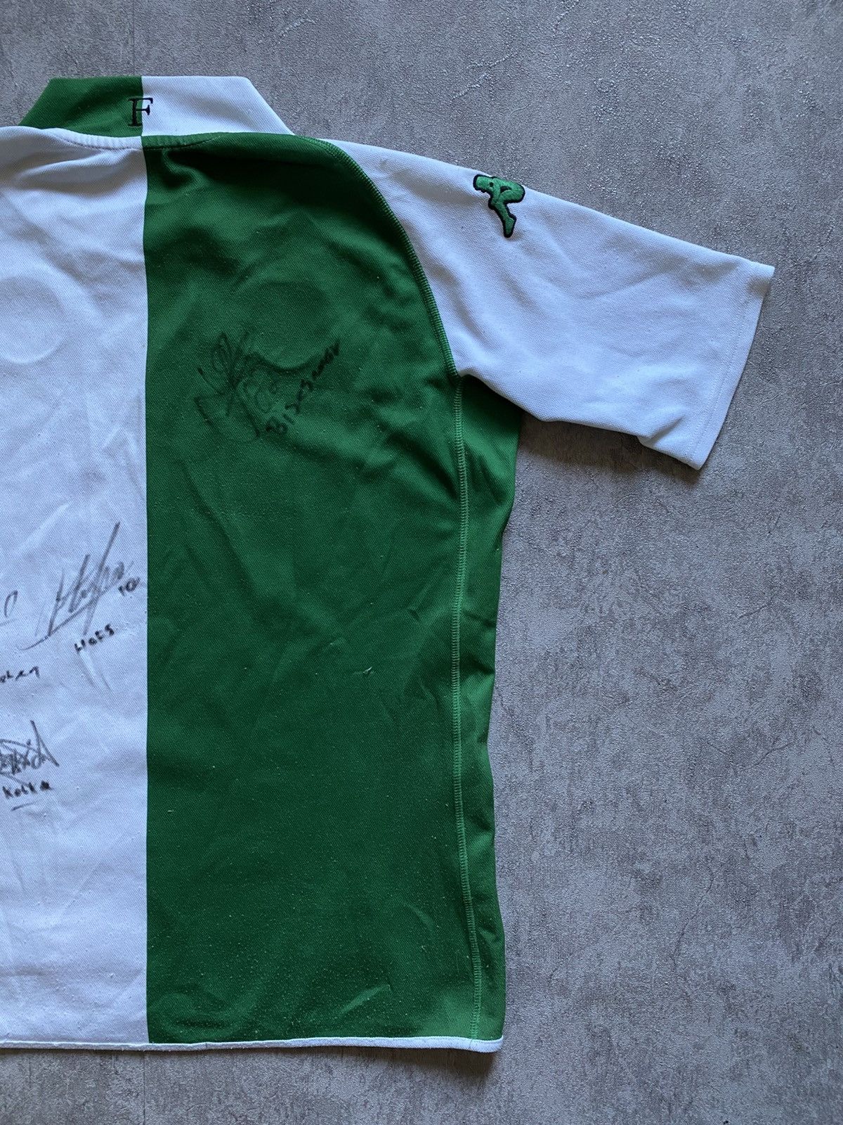 Vintage AUTOGRAPHED 2003/04 Feyenoord Rotterdam Away Jersey Kappa Size US S / EU 44-46 / 1 - 7 Thumbnail