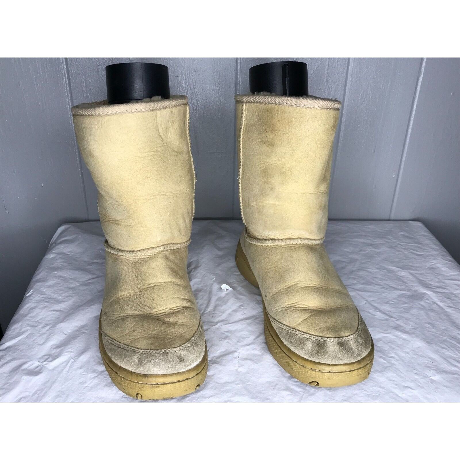 Ugg Ugg Ultimate Short Leather Shearling Boots Women’s Size 8 US Size US 8 / IT 38 - 2 Thumbnail
