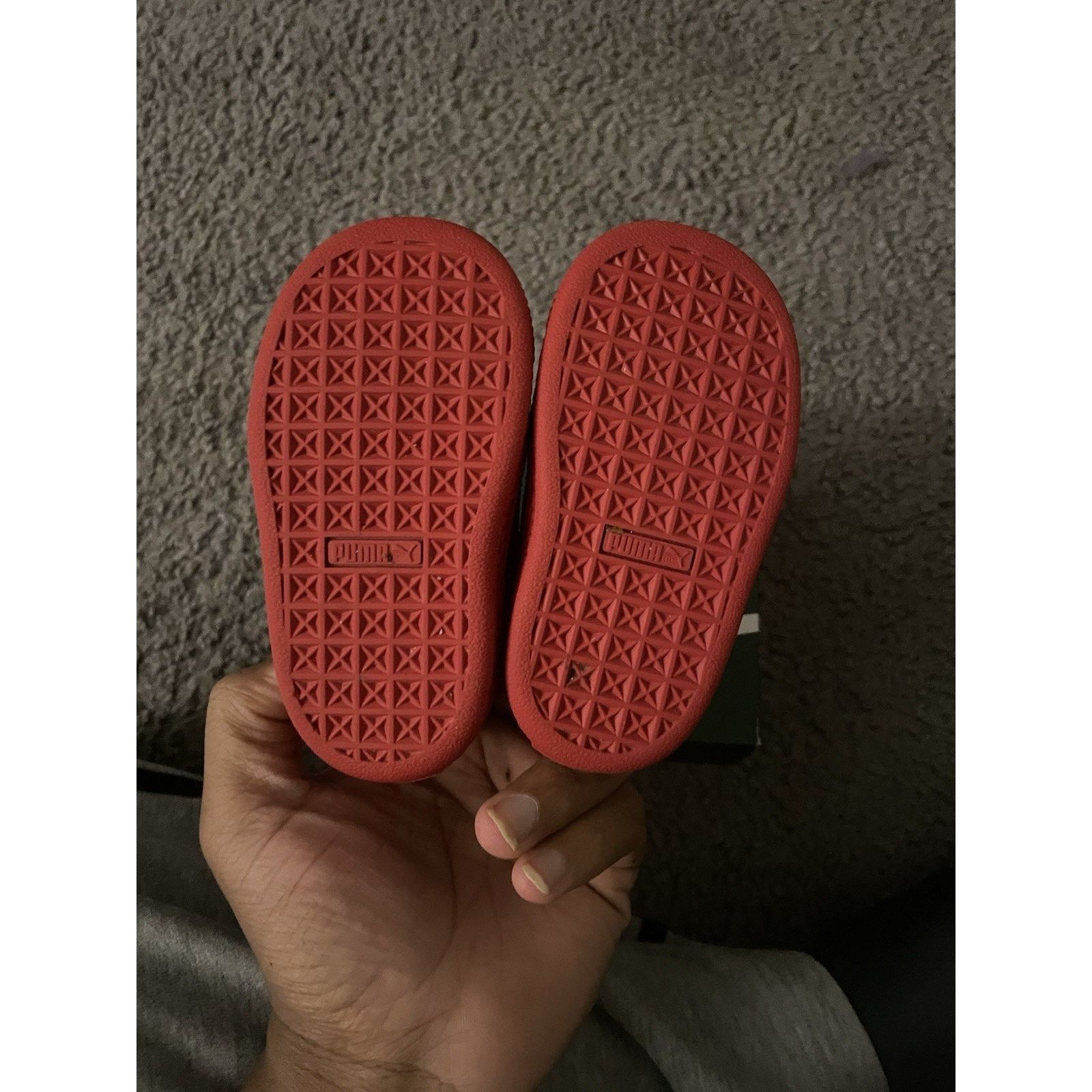 Puma Size 4c- Puma Kids Red Classic Suede Sneakers Shoes Size US 5 / EU 37 - 5 Thumbnail