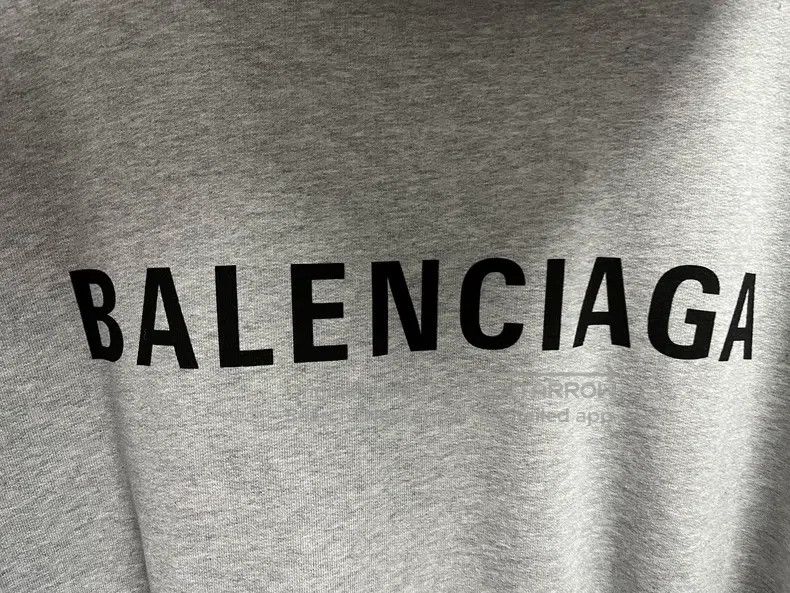Balenciaga Balenciaga Front and Back Slogan Logo Printed Hooded Pullo Size XS / US 0-2 / IT 36-38 - 3 Thumbnail