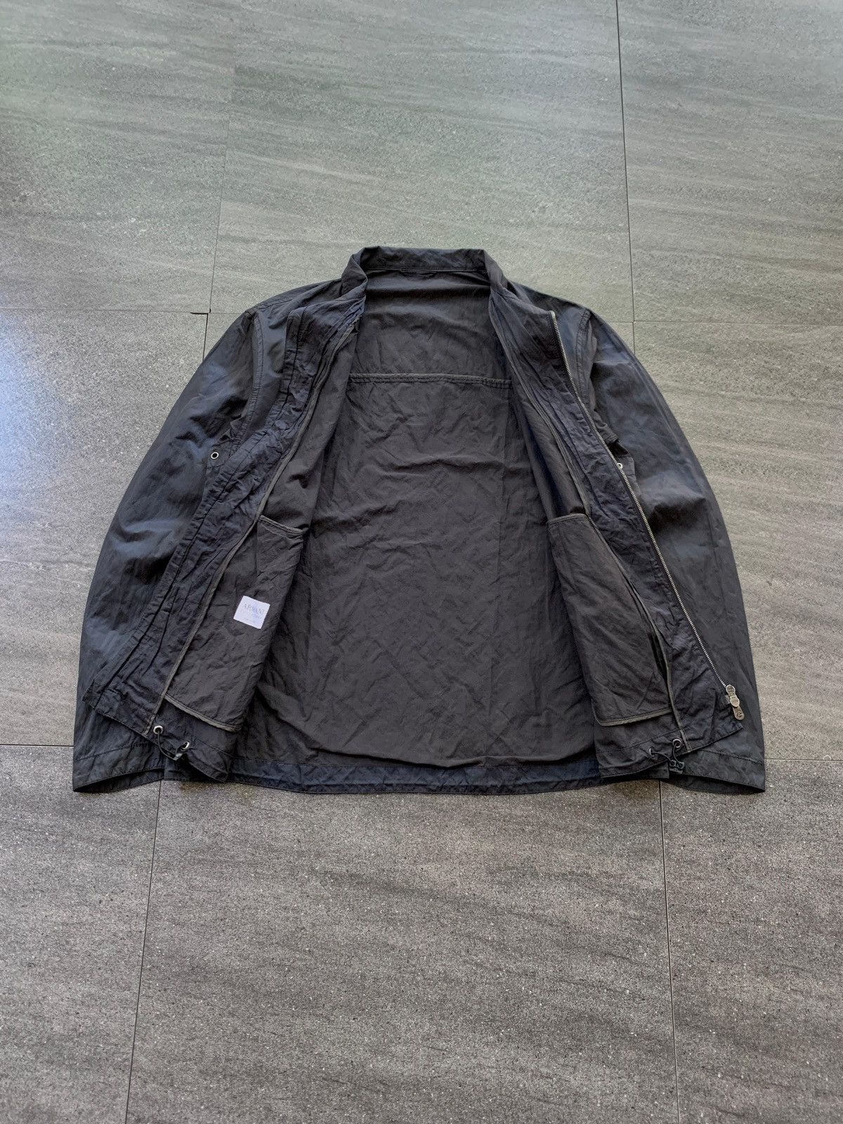 Armani Collezioni FREE TAX! Metalic Fibre Track Jacket Size US M / EU 48-50 / 2 - 4 Thumbnail
