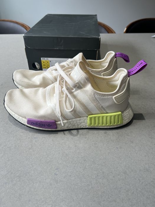 Adidas nmd r1 chalk white semi solar clearance yellow