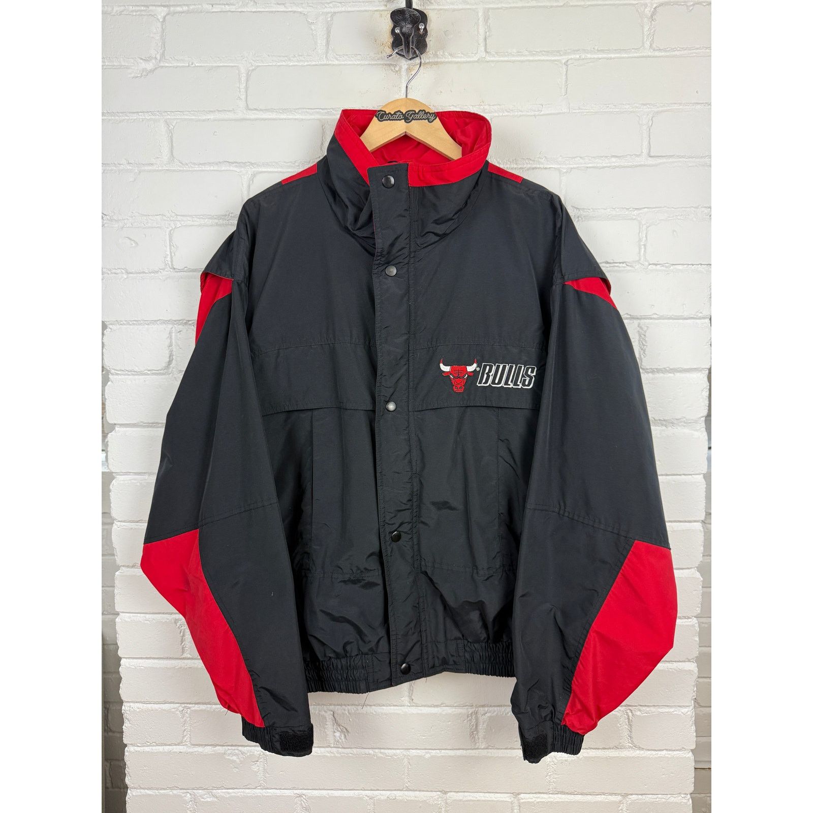 Vintage Vintage 90s Chicago Bulls NBA Chalk Lined Jacket Size XL Size US XL / EU 56 / 4 - 1 Thumbnail