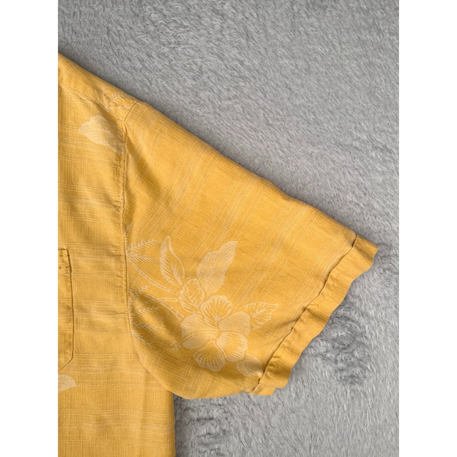 Vintage Jamaica Jaxx Shirt Men XL Yellow Floral Hawaiian 100% Silk Button Up, Button-Up, Aloha, Beach, Vacation, Resort, Casual Shirt Womens? Size US XL / EU 56 / 4 - 2 Thumbnail